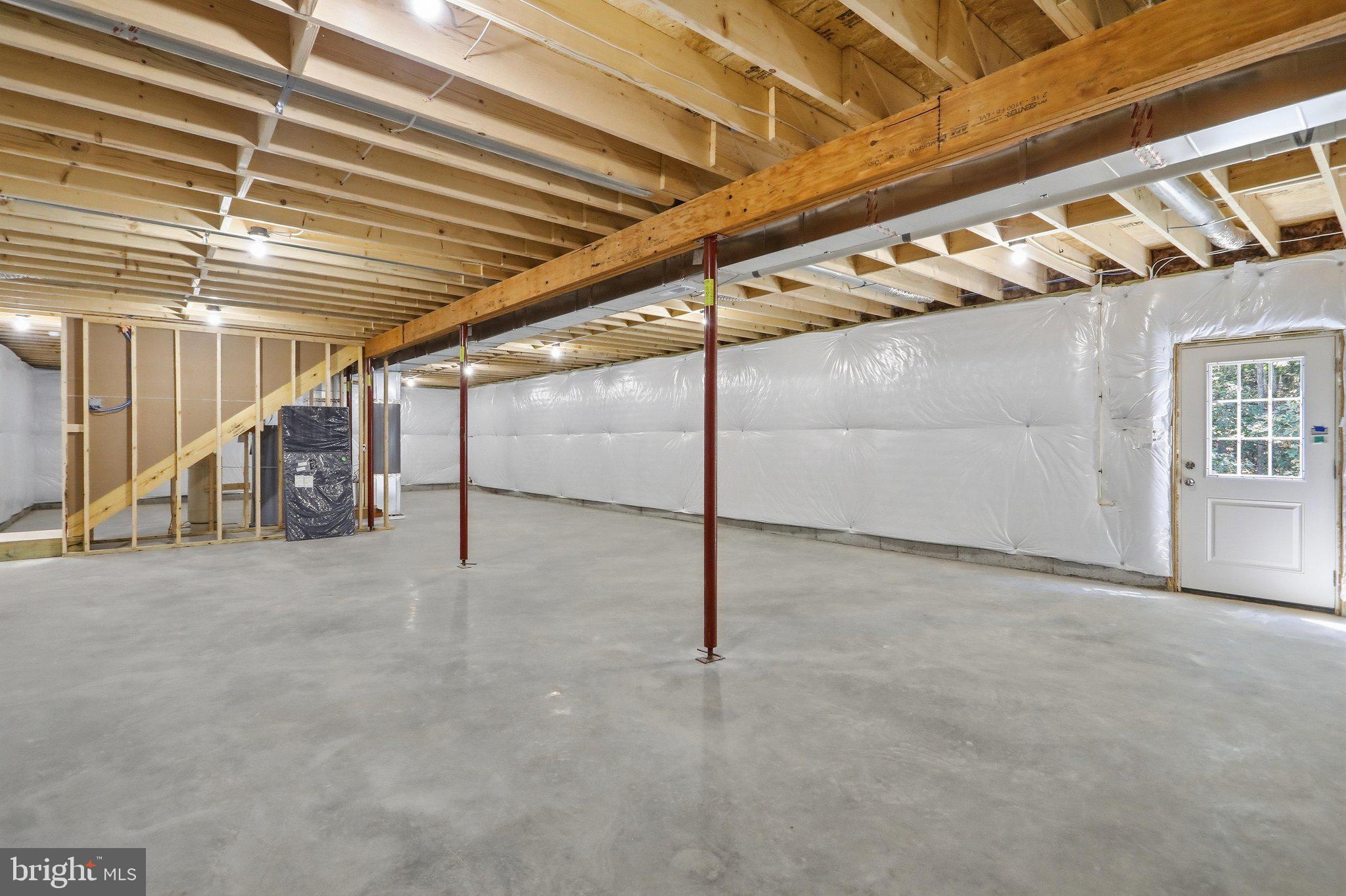 TWIN LAKES EAST - Residential