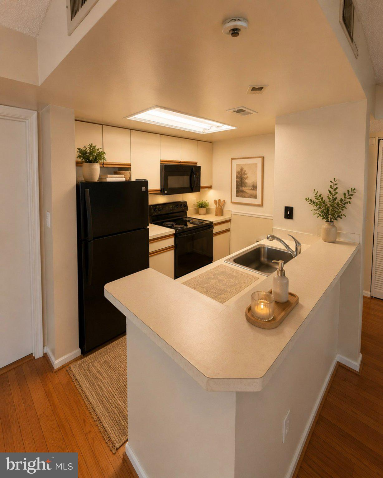 VISTAS AT LAKE ARBOR - Residential