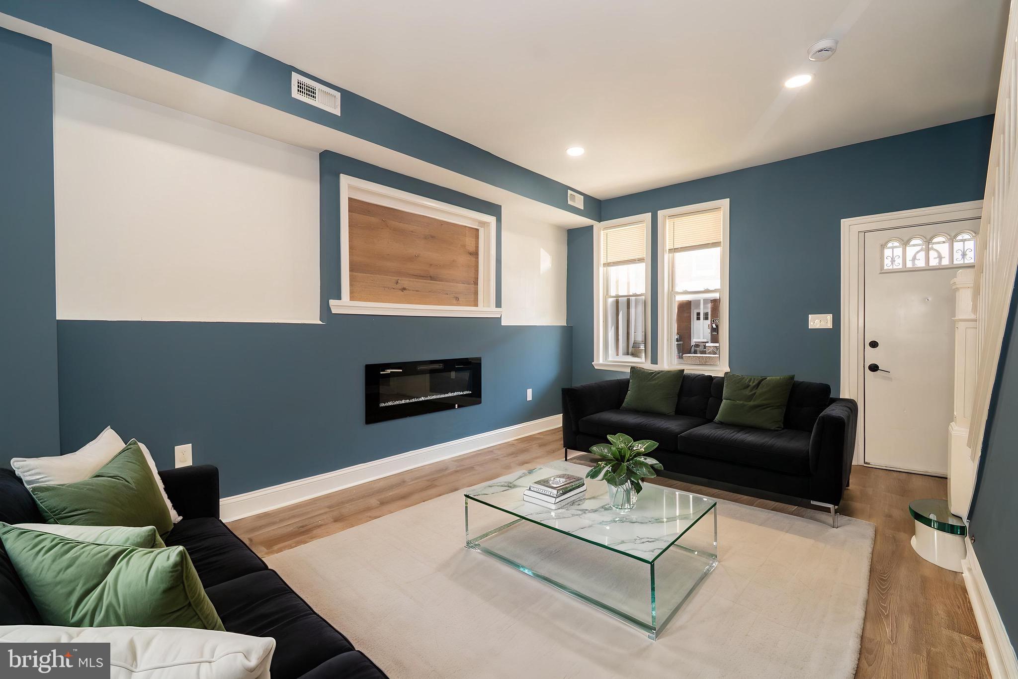 BIDDLE STREET - Residential