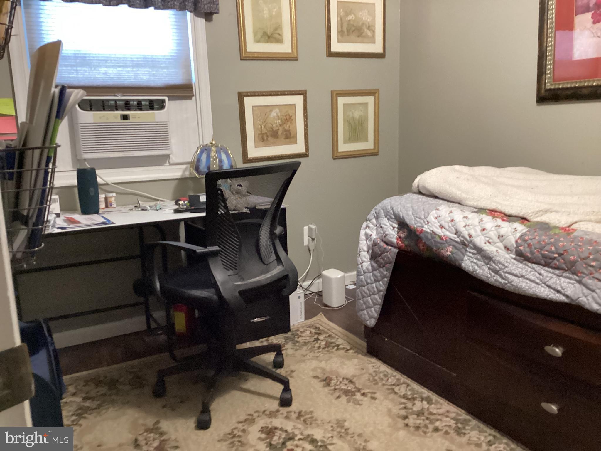 MANASSAS PARK - Residential