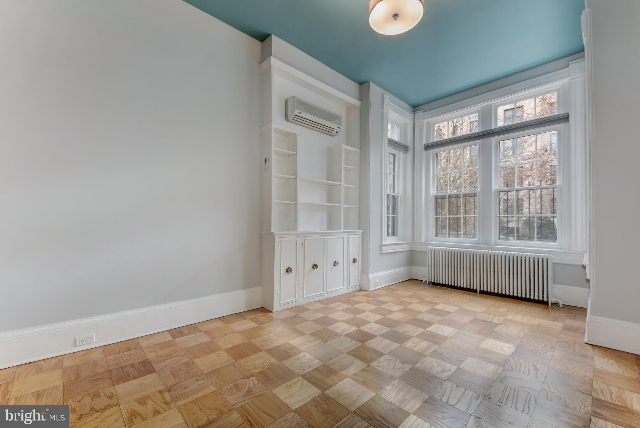 DUPONT NORTH - Residential Lease