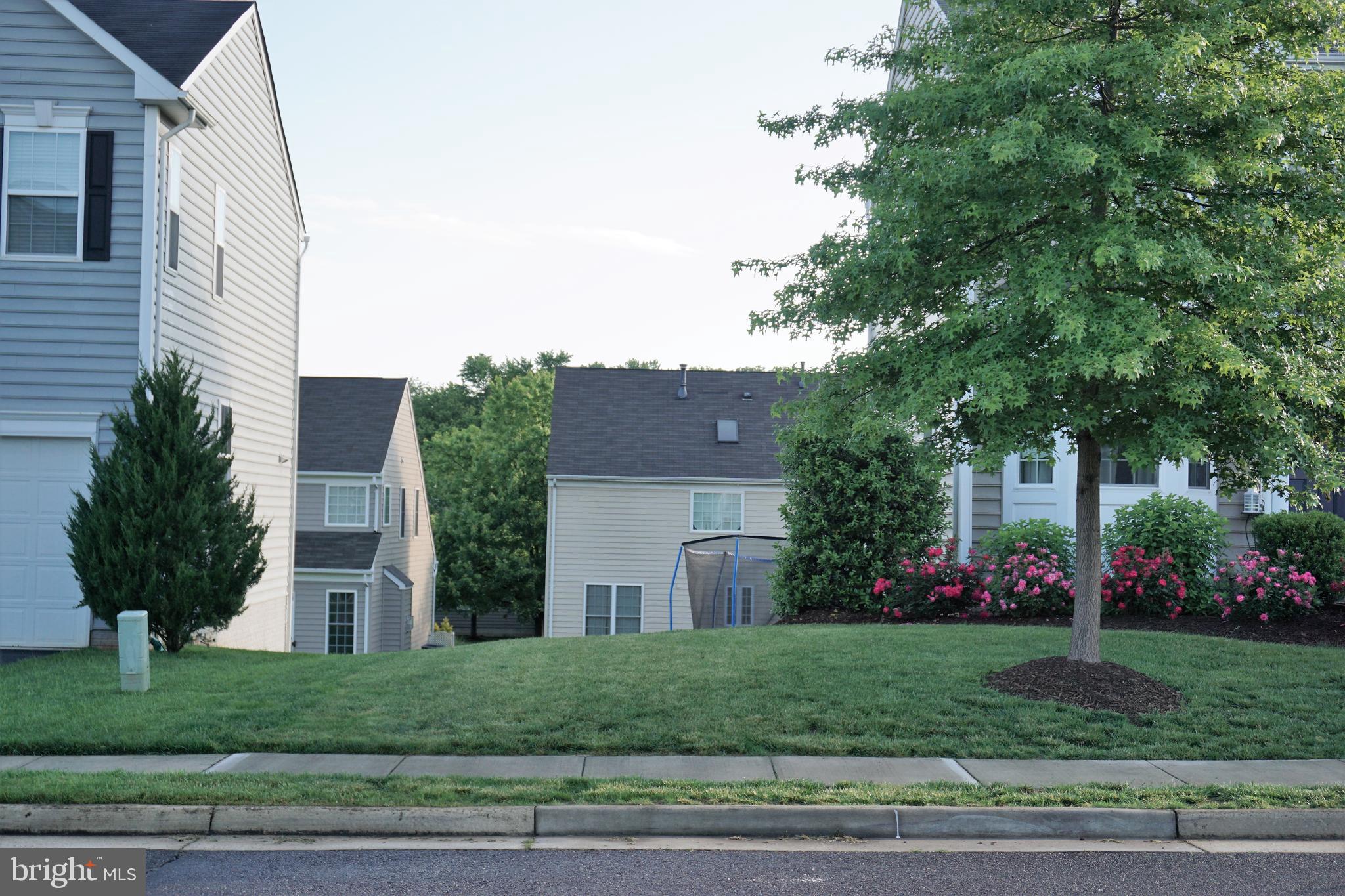 HOMEPLACE ON PELHAMS REACH - Residential