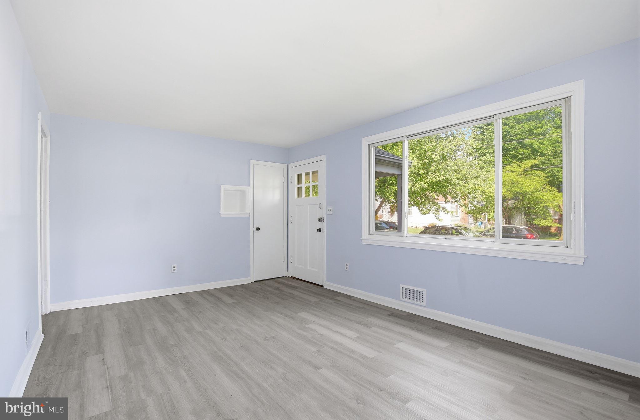 HOLLYWOOD - Residential