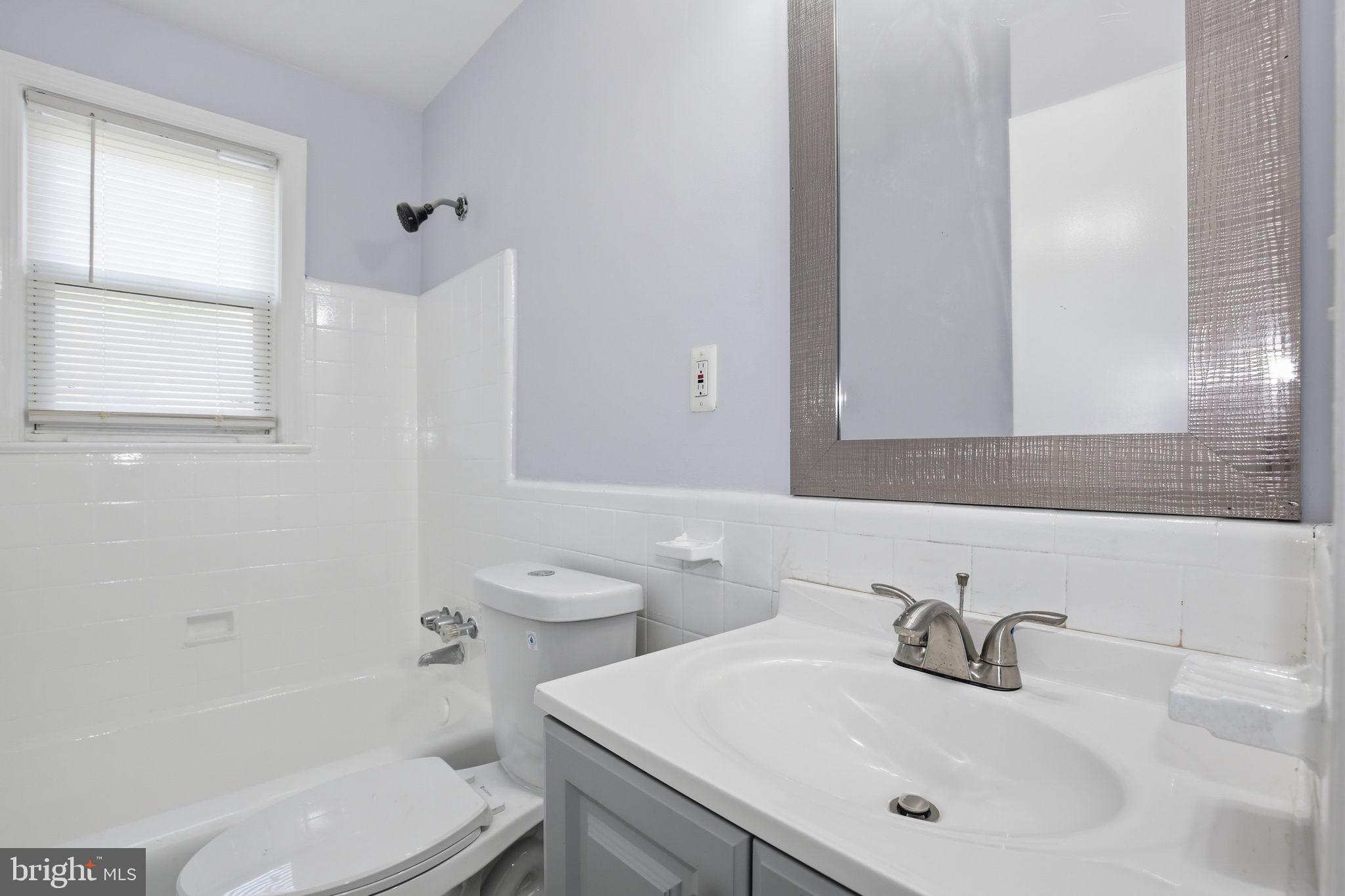 HOLLYWOOD - Residential