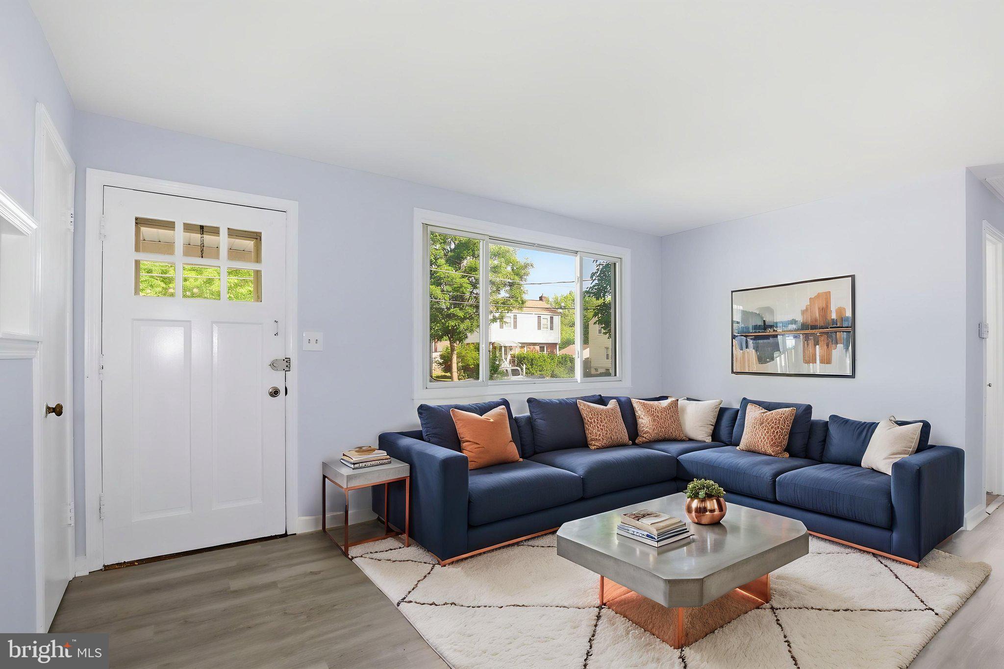 HOLLYWOOD - Residential