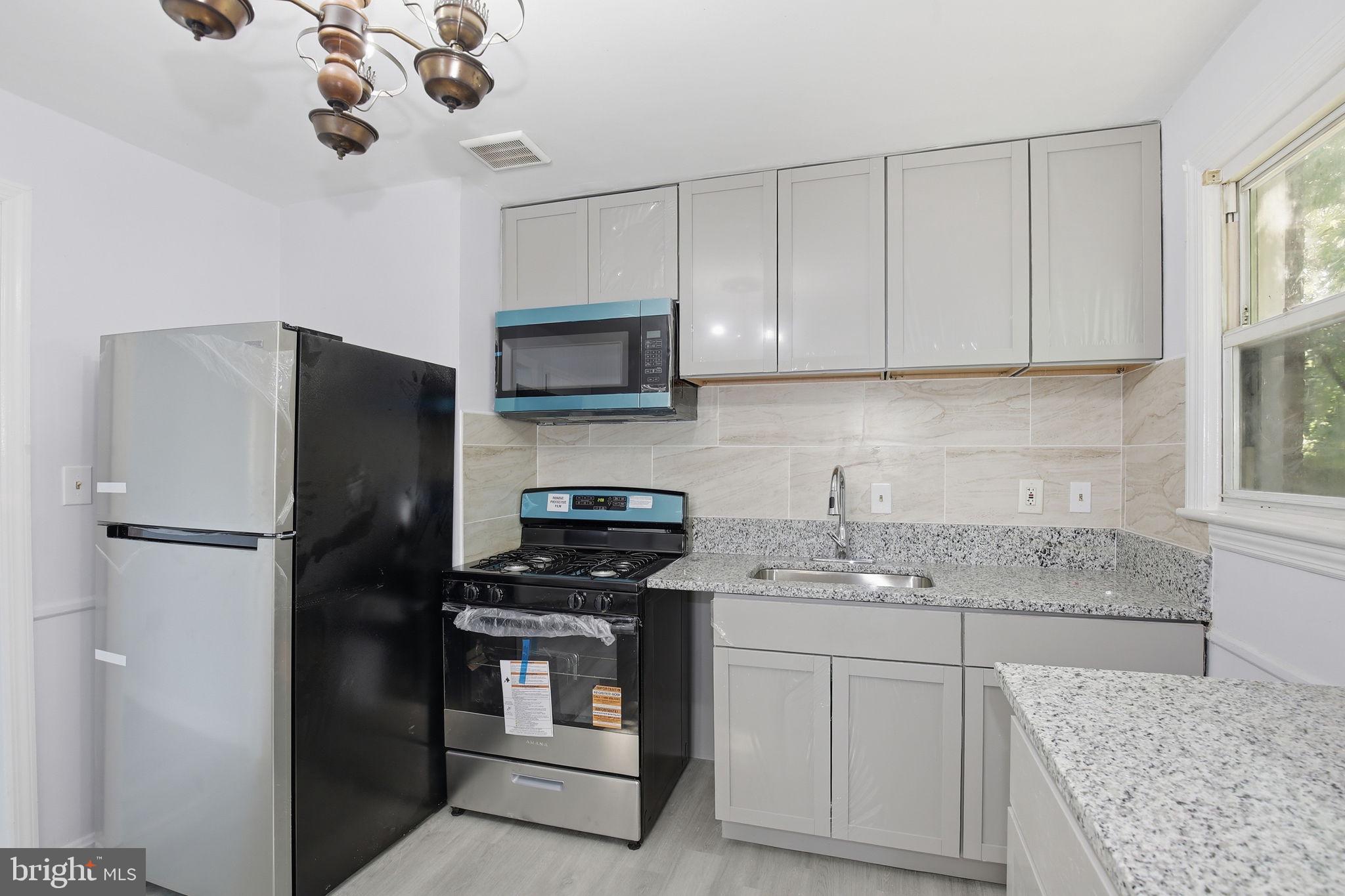 HOLLYWOOD - Residential
