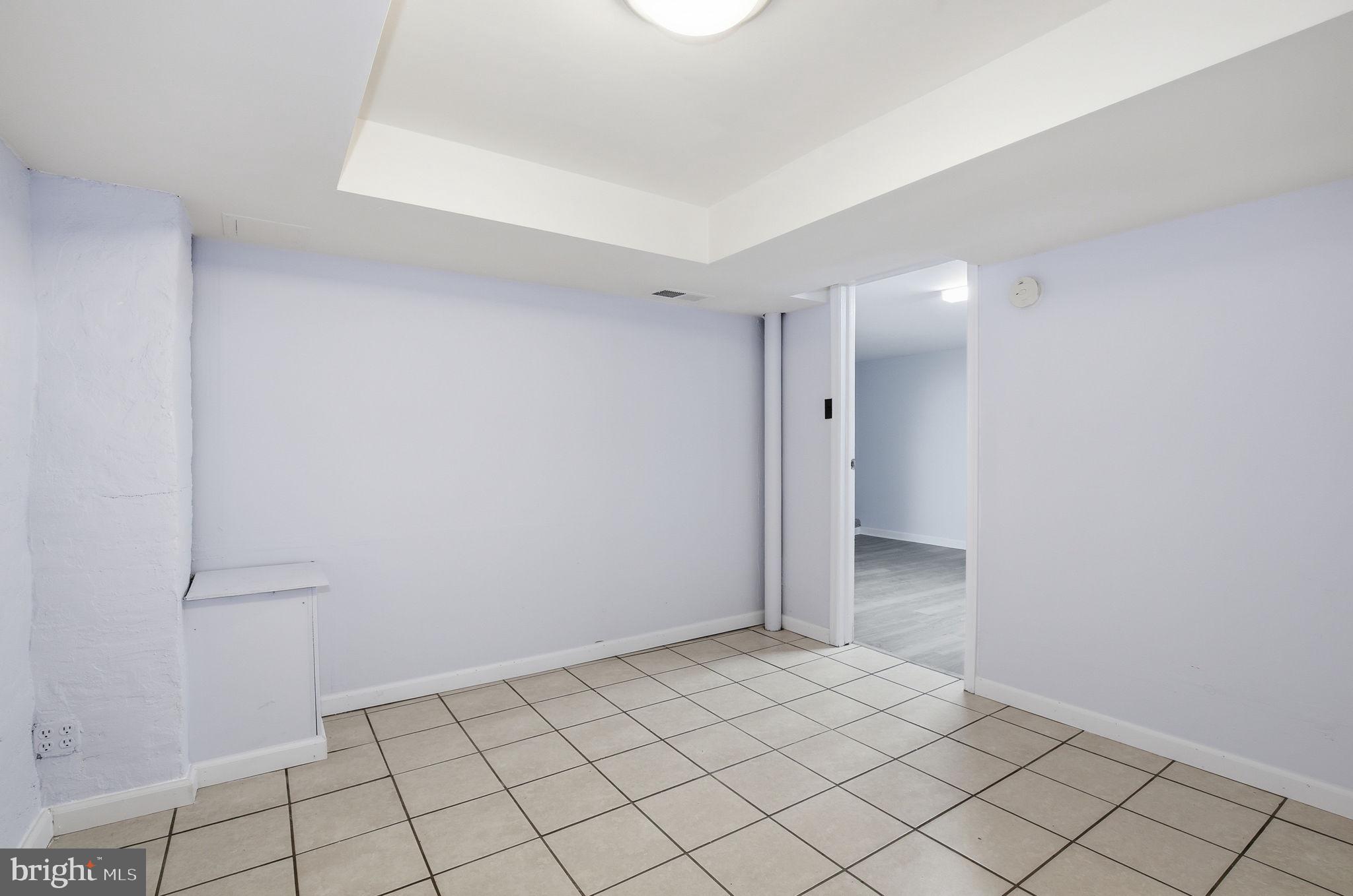 HOLLYWOOD - Residential