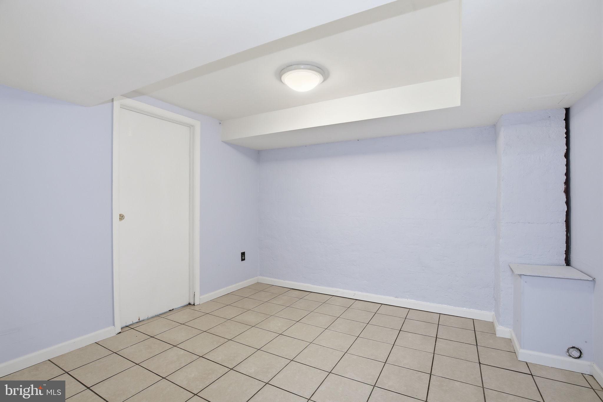 HOLLYWOOD - Residential