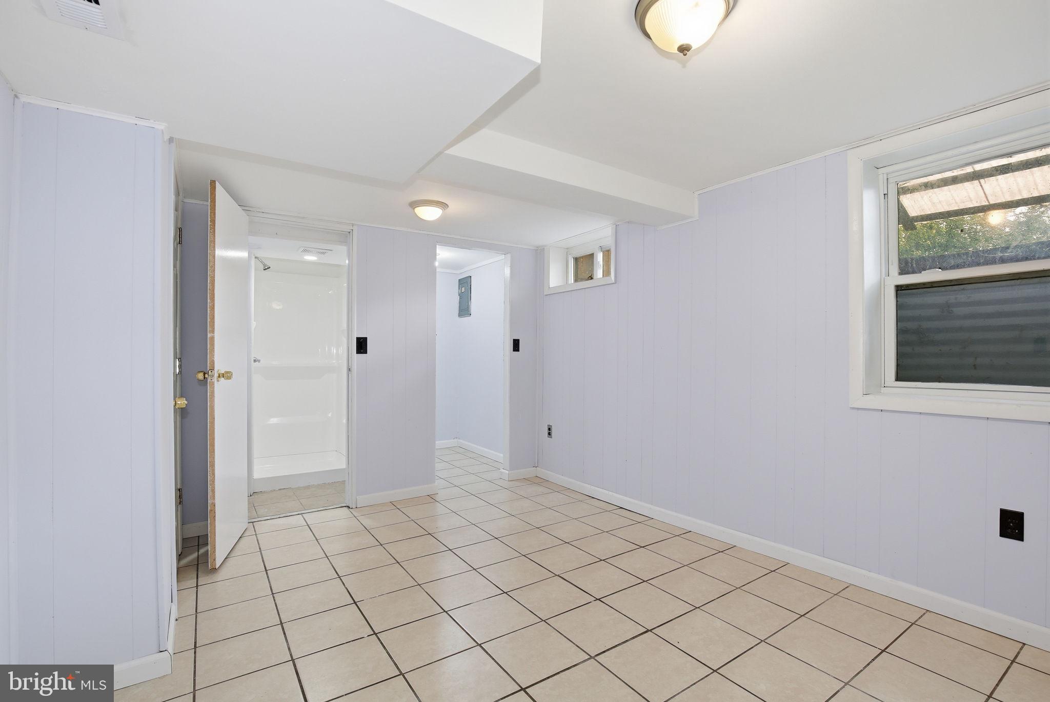 HOLLYWOOD - Residential