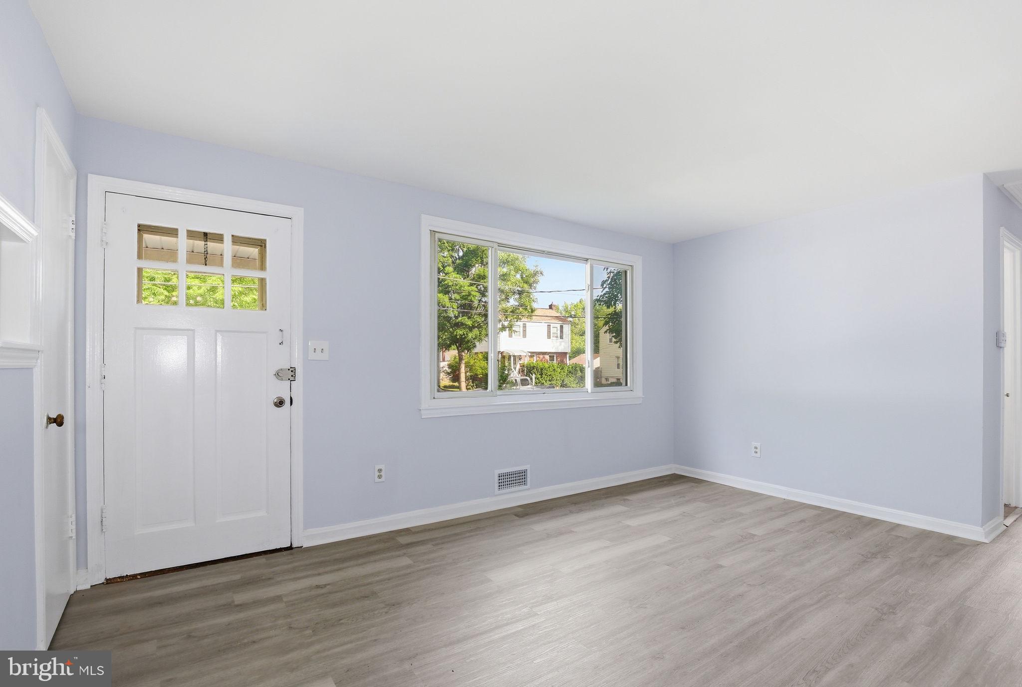 HOLLYWOOD - Residential