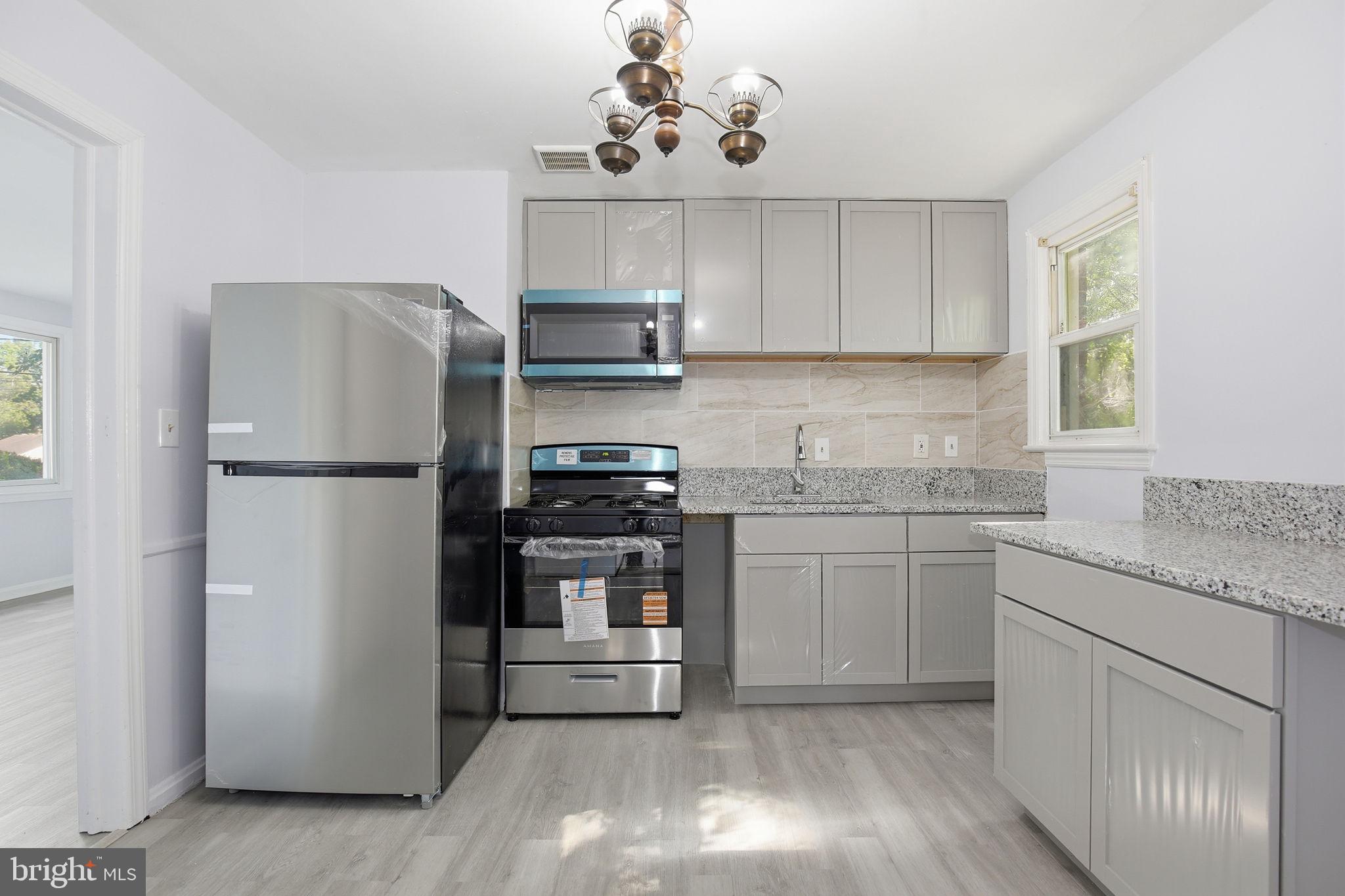 HOLLYWOOD - Residential