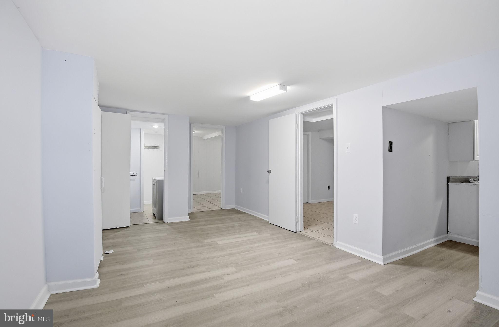 HOLLYWOOD - Residential