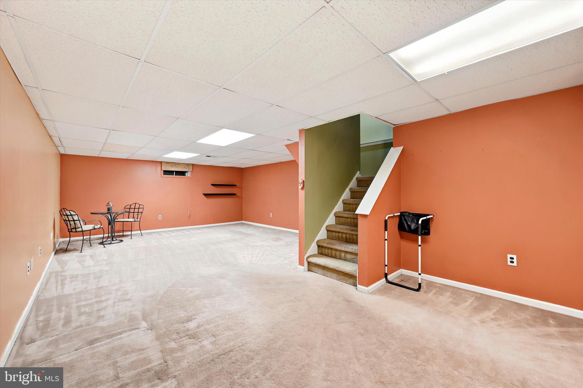 CHERRY TREE KNOLL - Residential