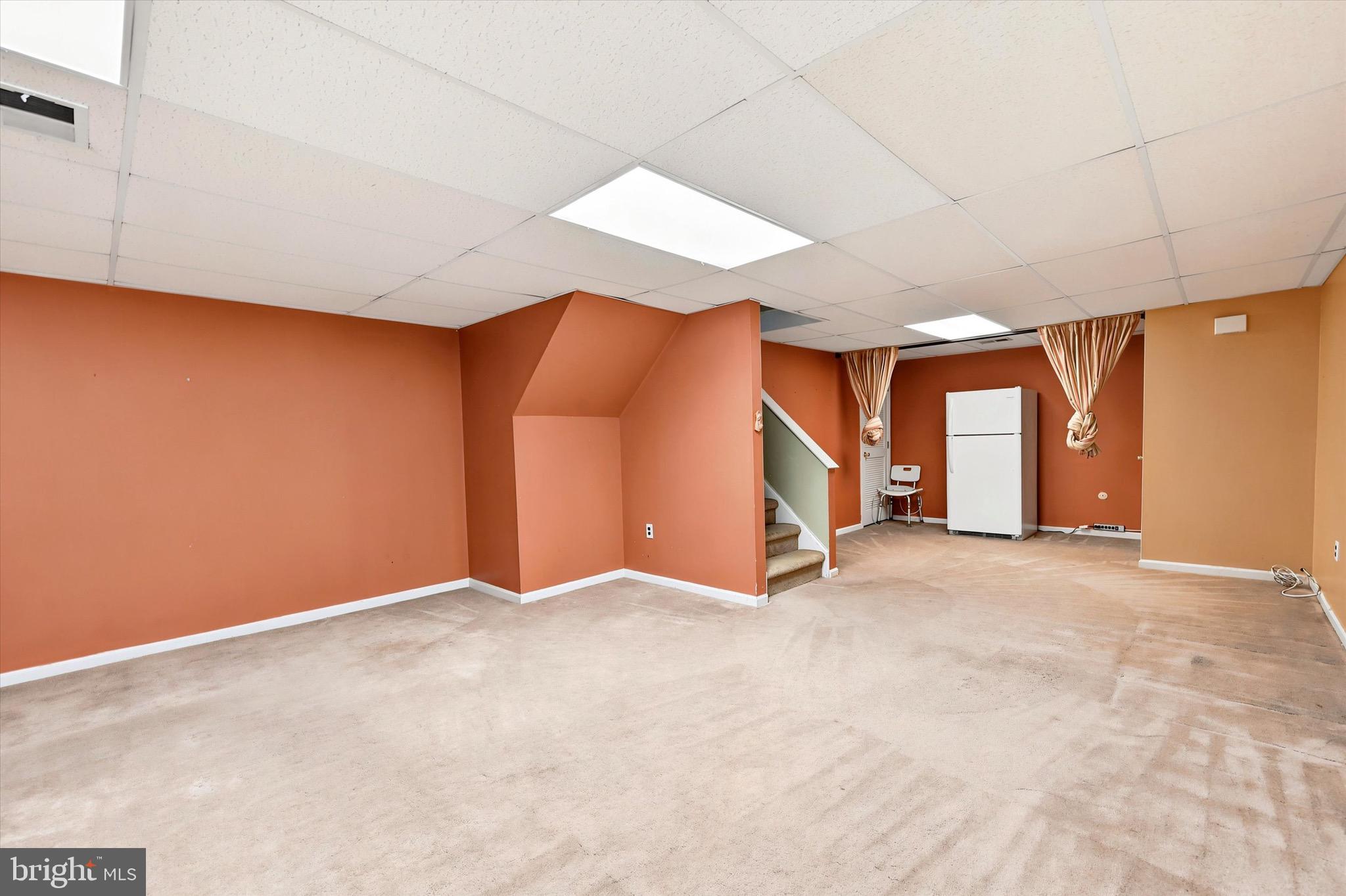 CHERRY TREE KNOLL - Residential