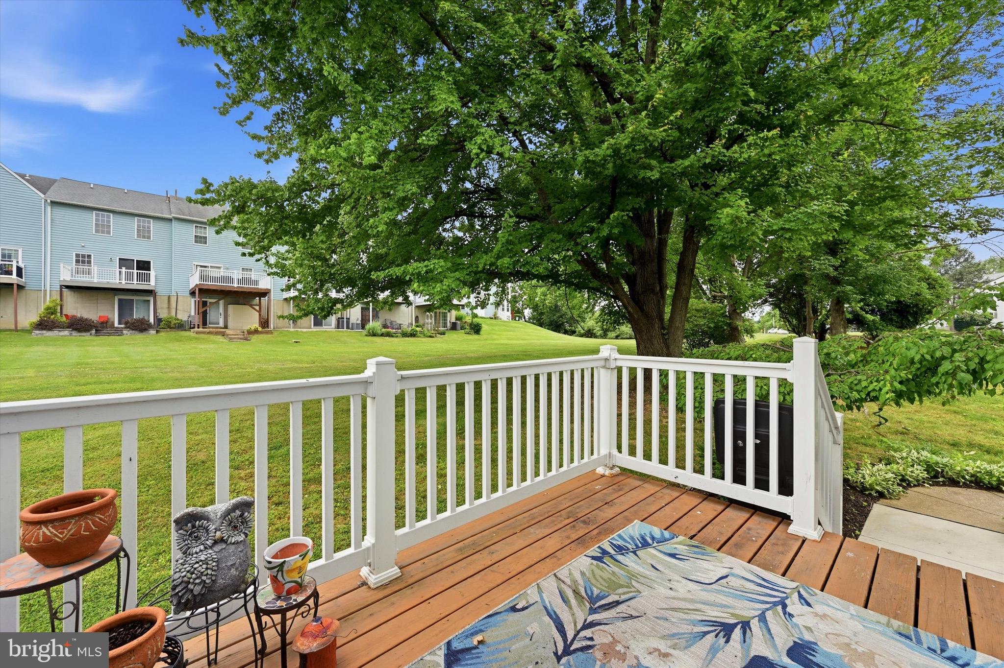 CHERRY TREE KNOLL - Residential