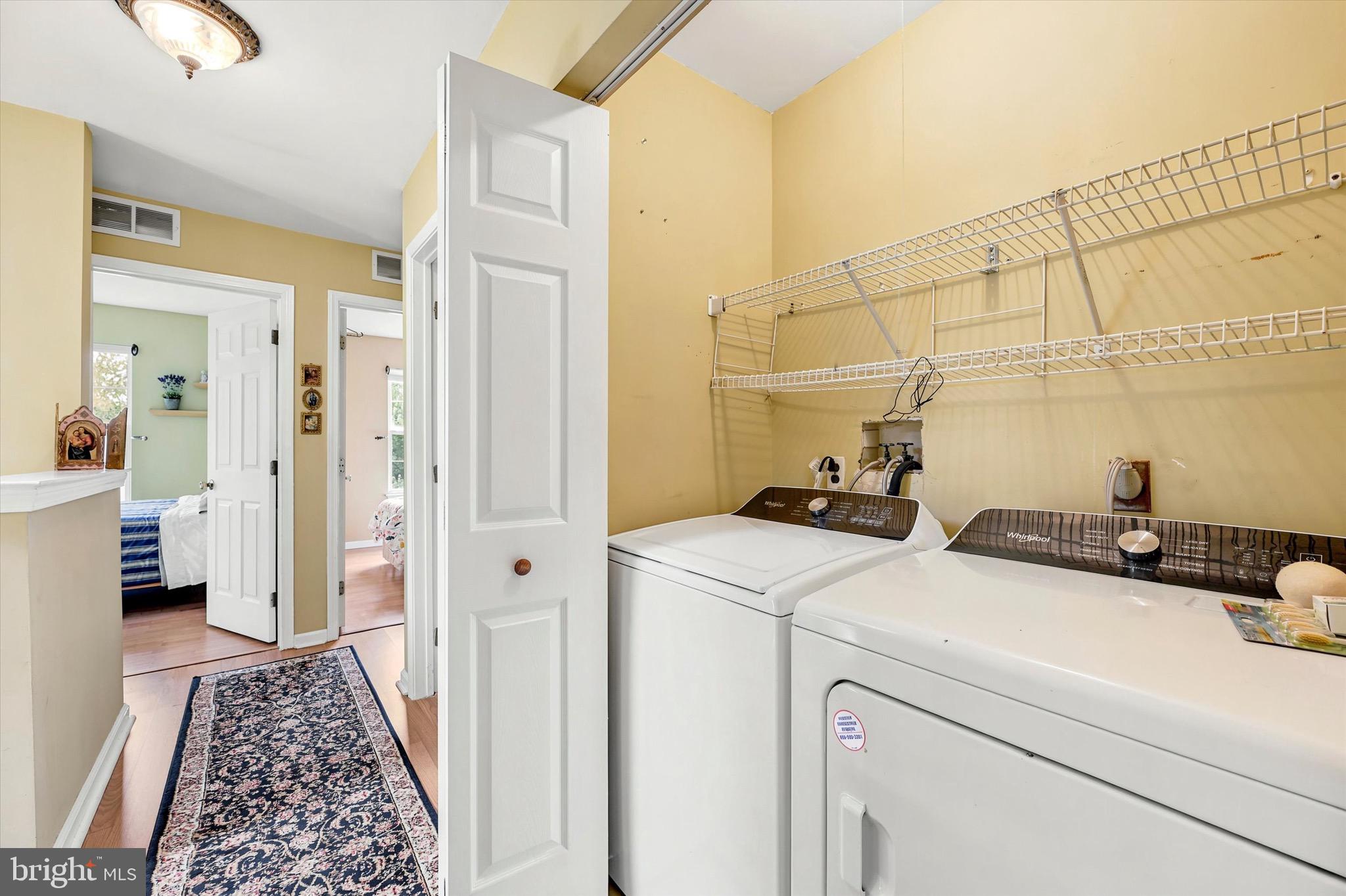 CHERRY TREE KNOLL - Residential