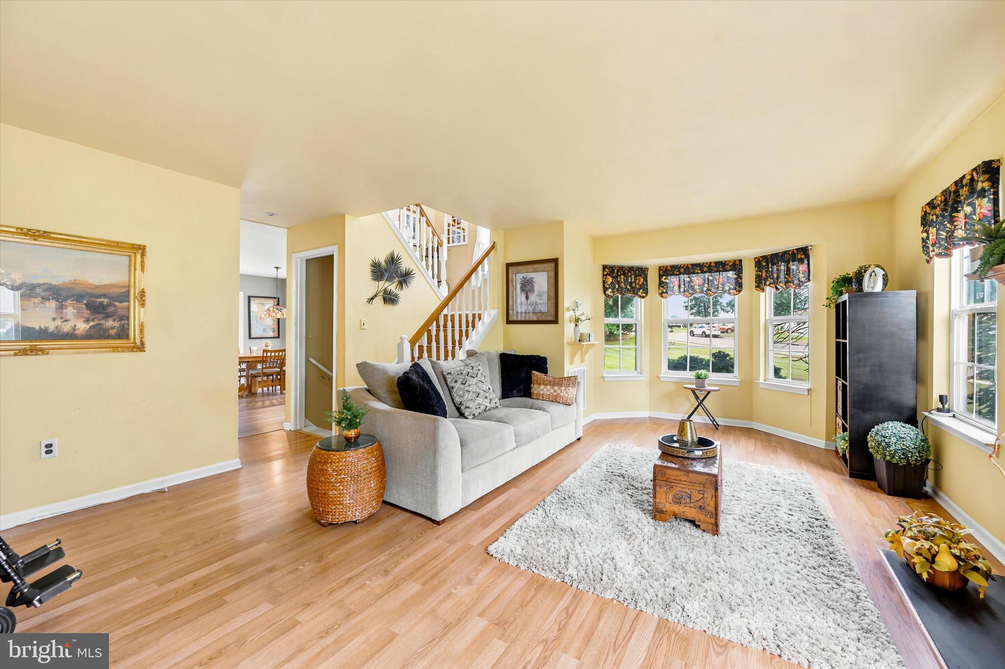 CHERRY TREE KNOLL - Residential