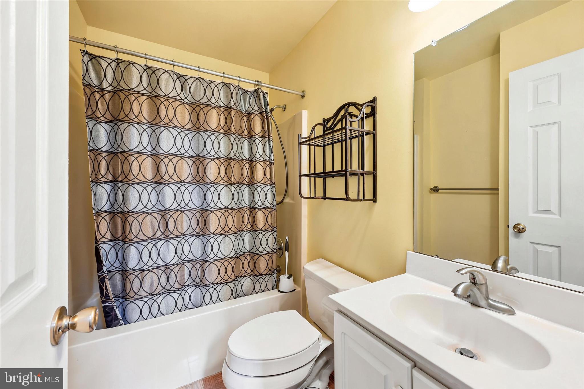 CHERRY TREE KNOLL - Residential