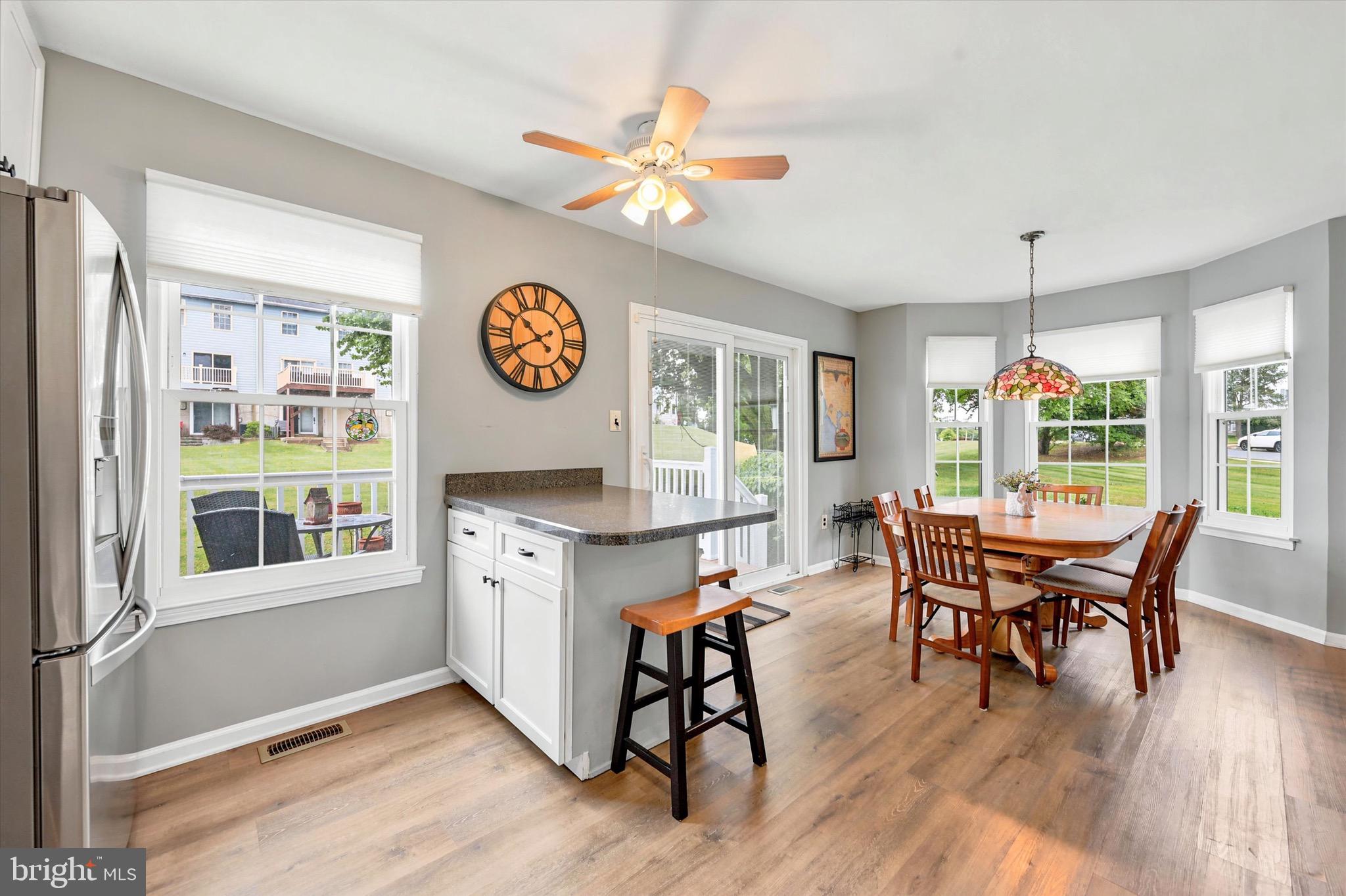 CHERRY TREE KNOLL - Residential