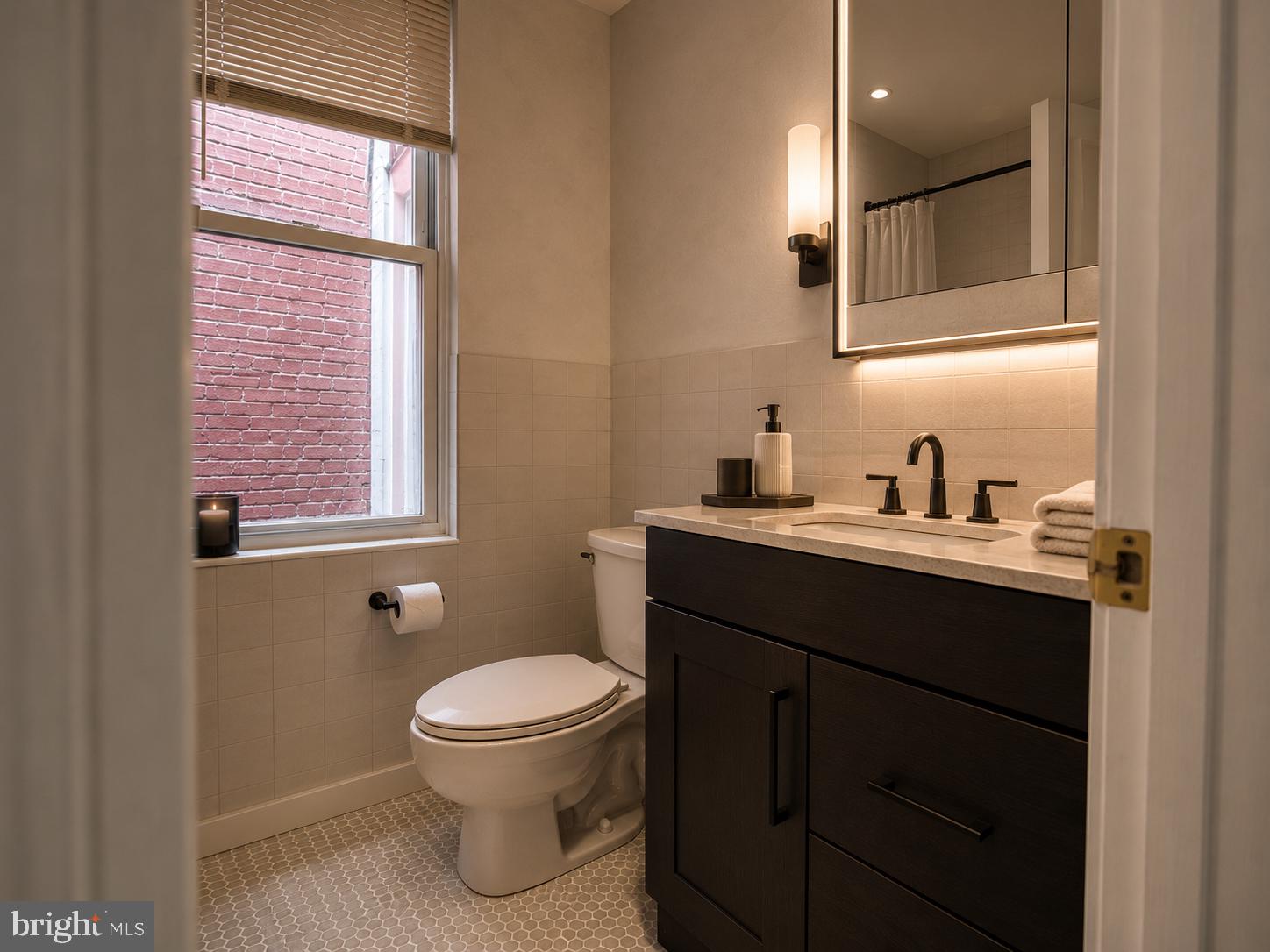 TRUXTON CIRCLE - Residential Income
