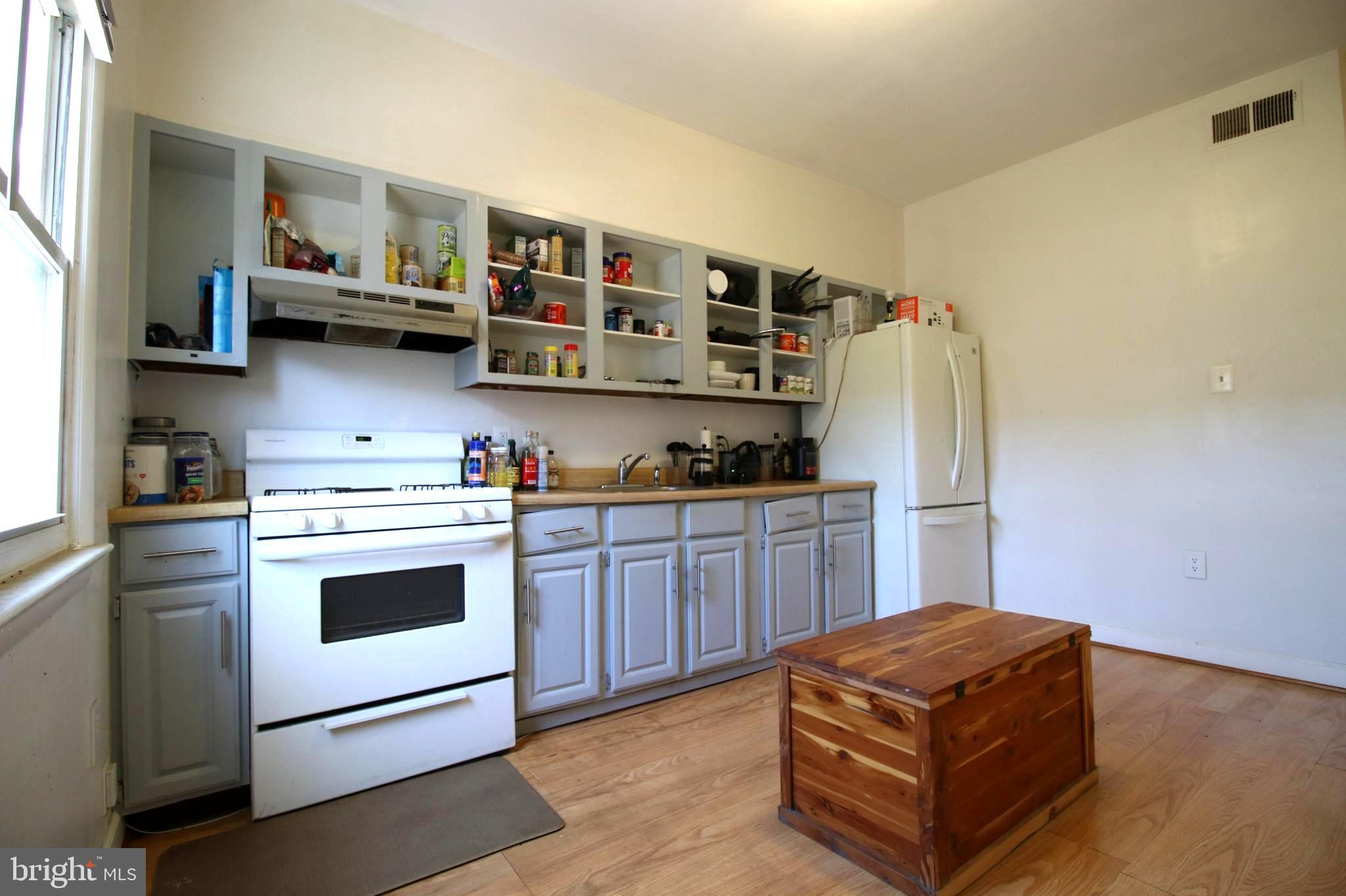 TRUXTON CIRCLE - Residential Income