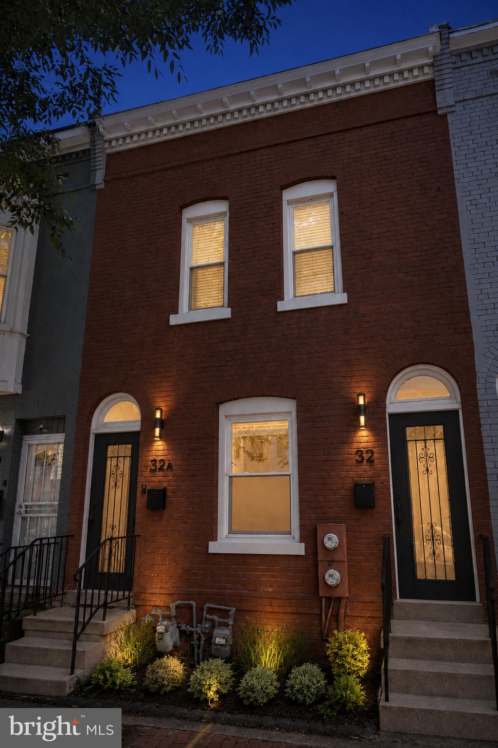 TRUXTON CIRCLE - Residential Income