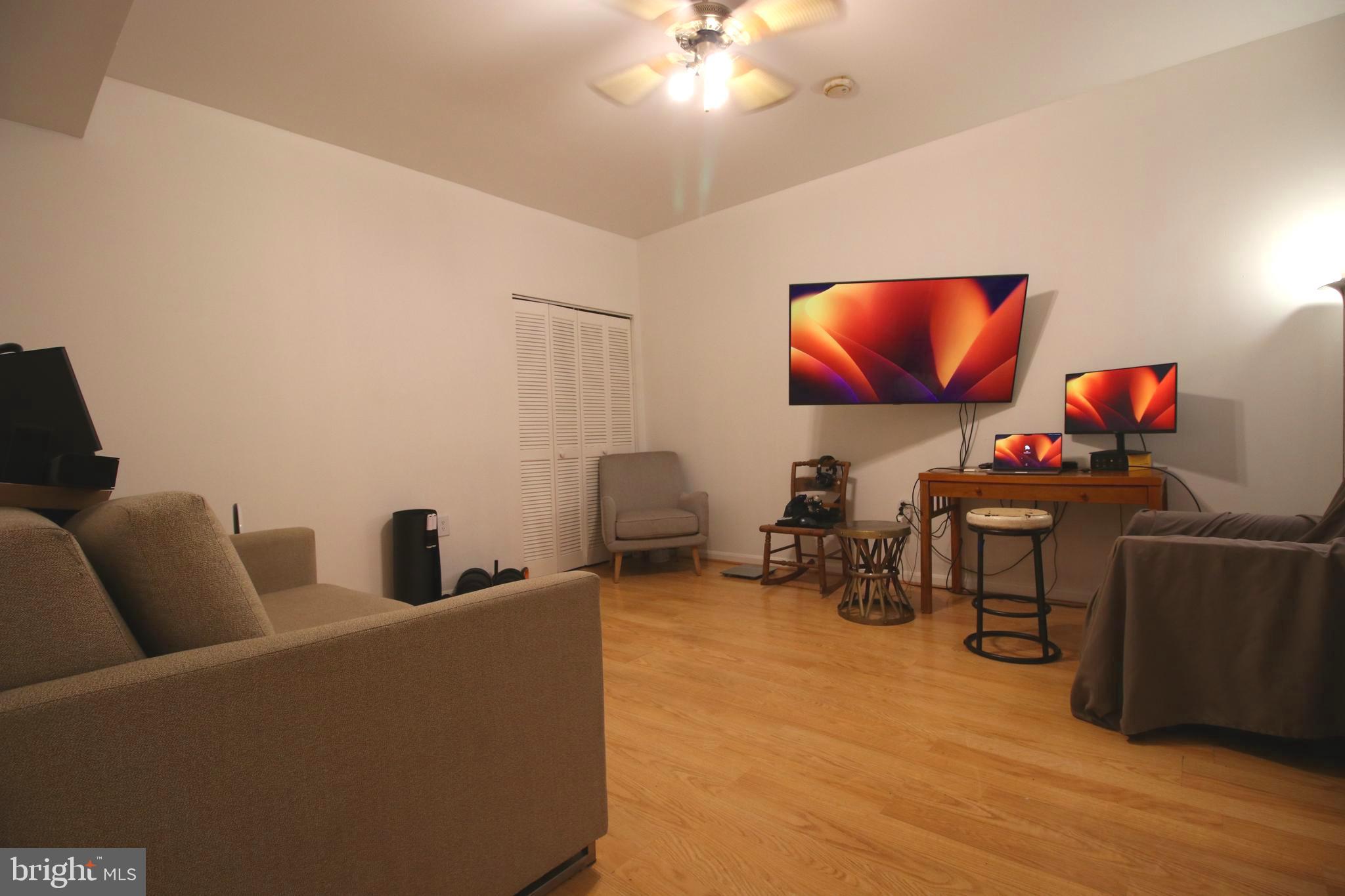 TRUXTON CIRCLE - Residential Income