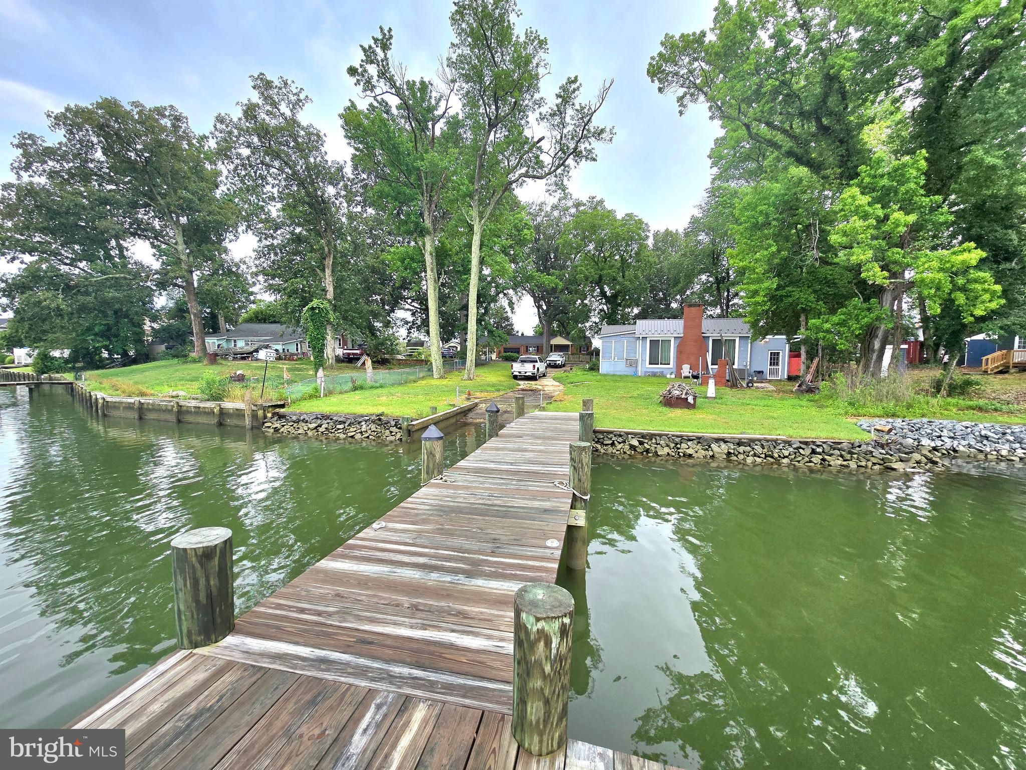 MCKAYS BEACH - Residential
