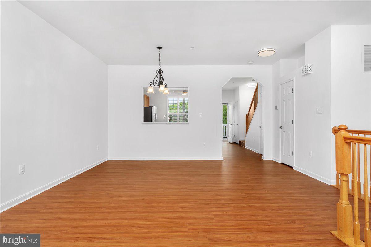 WELLINGTON TRACE - Residential