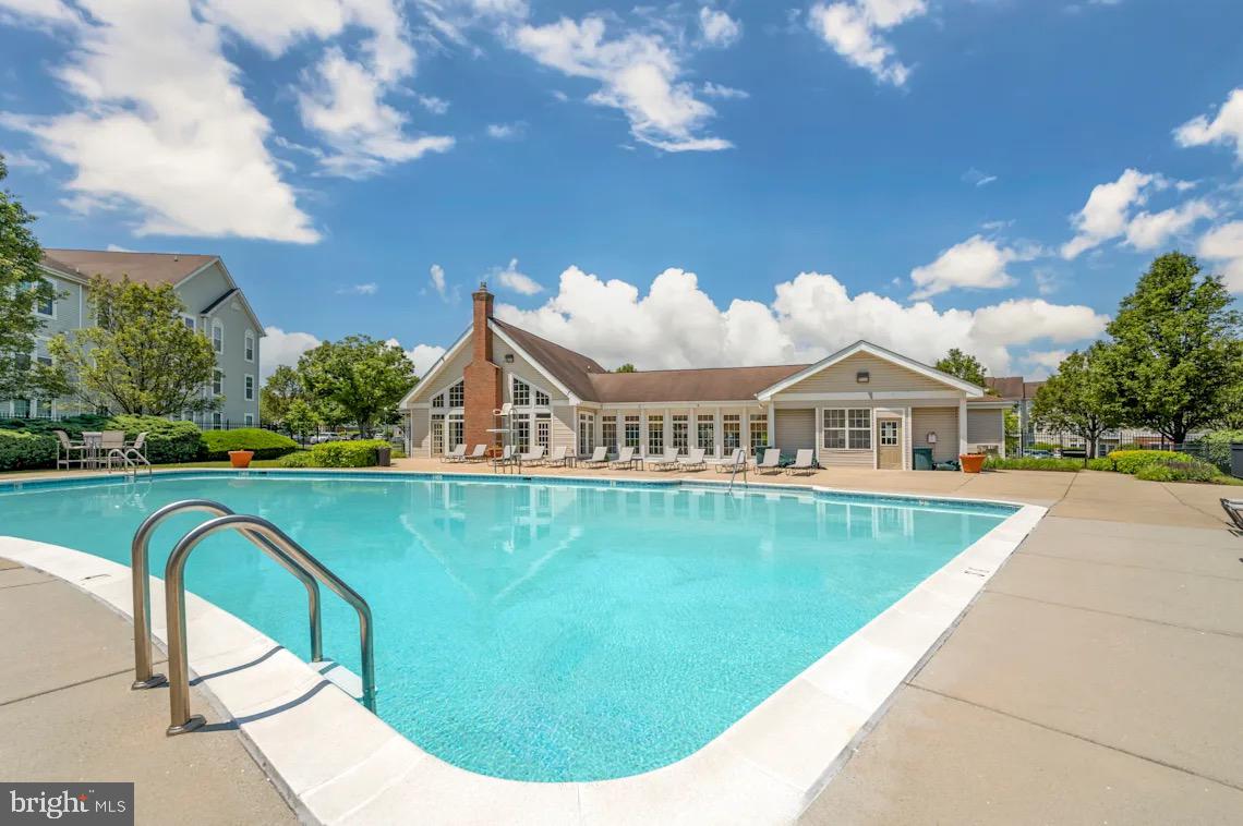 WELLINGTON TRACE - Residential