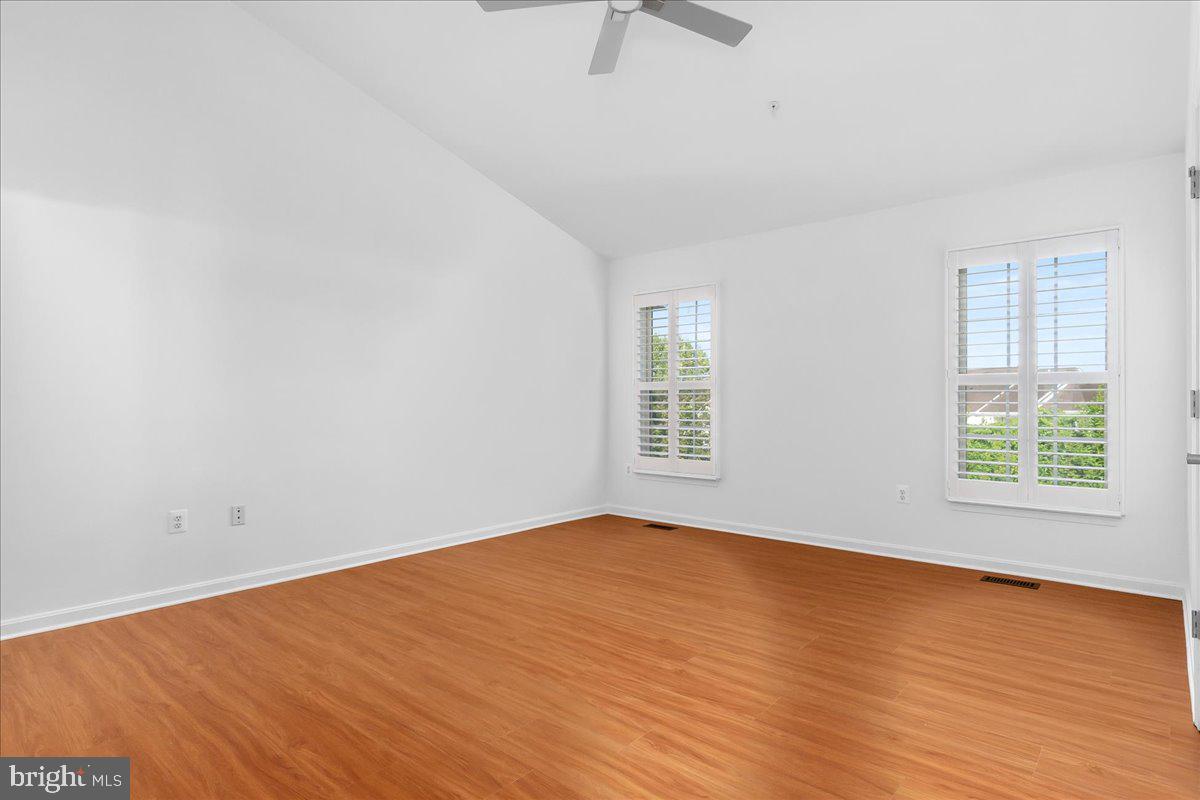 WELLINGTON TRACE - Residential