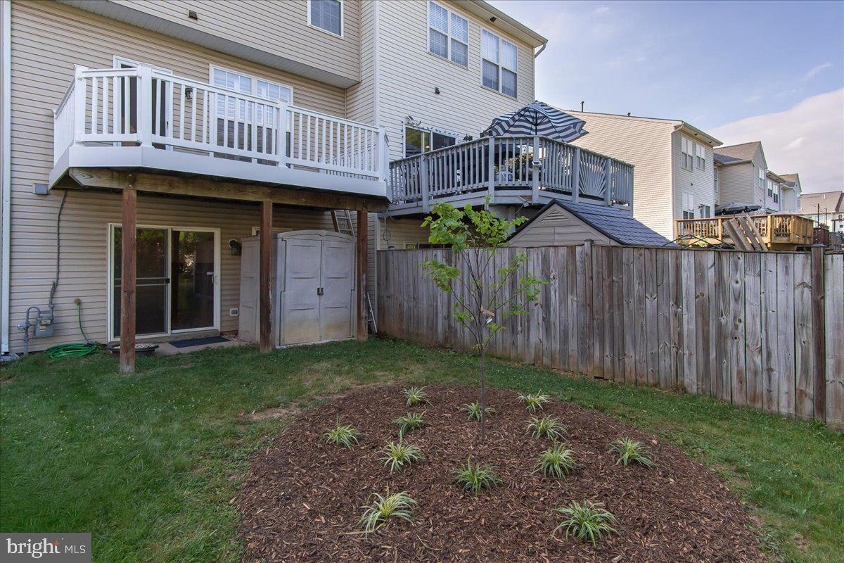 WELLINGTON TRACE - Residential