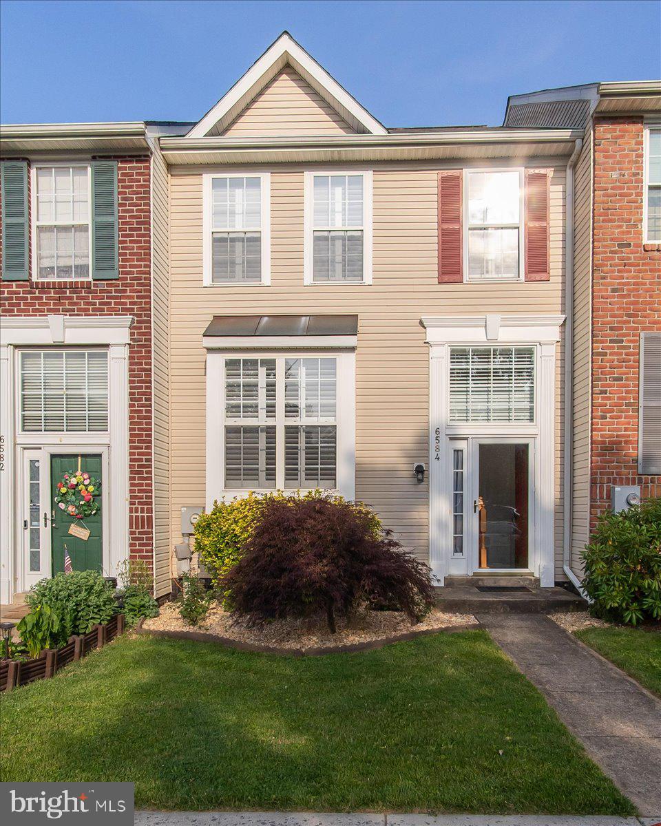 WELLINGTON TRACE - Residential