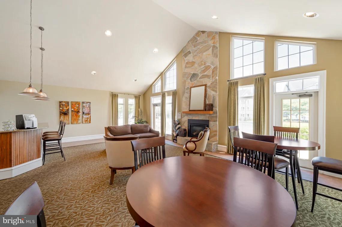 WELLINGTON TRACE - Residential