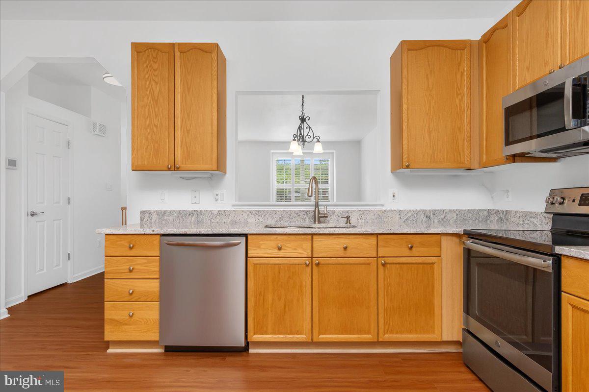 WELLINGTON TRACE - Residential