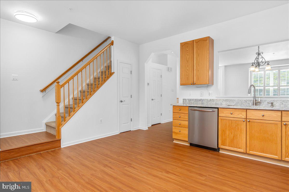 WELLINGTON TRACE - Residential