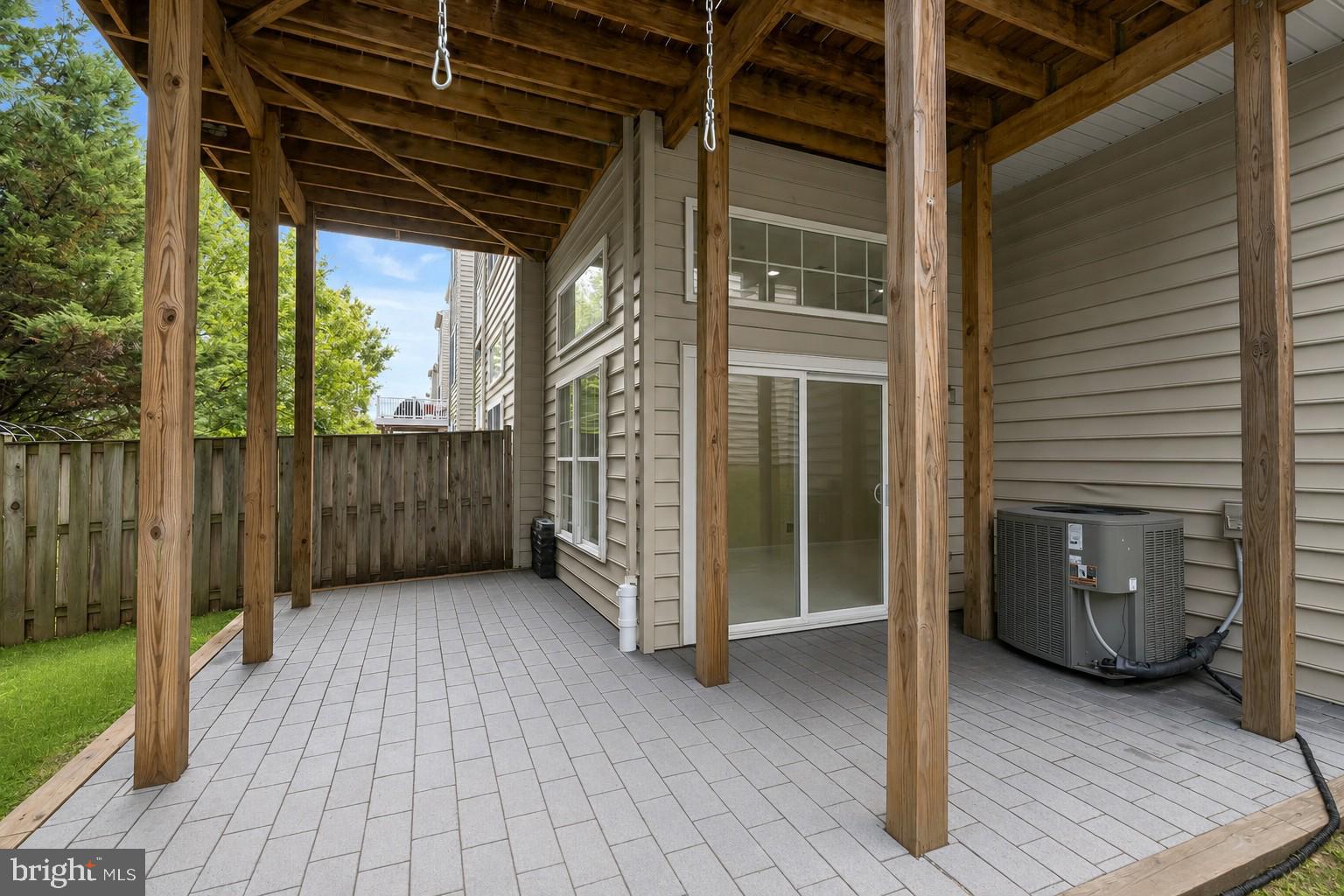 MONTJOY - Residential