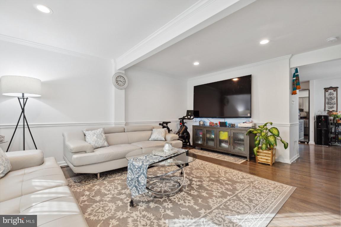 ROLLINGWOOD VILLAGE - Residential