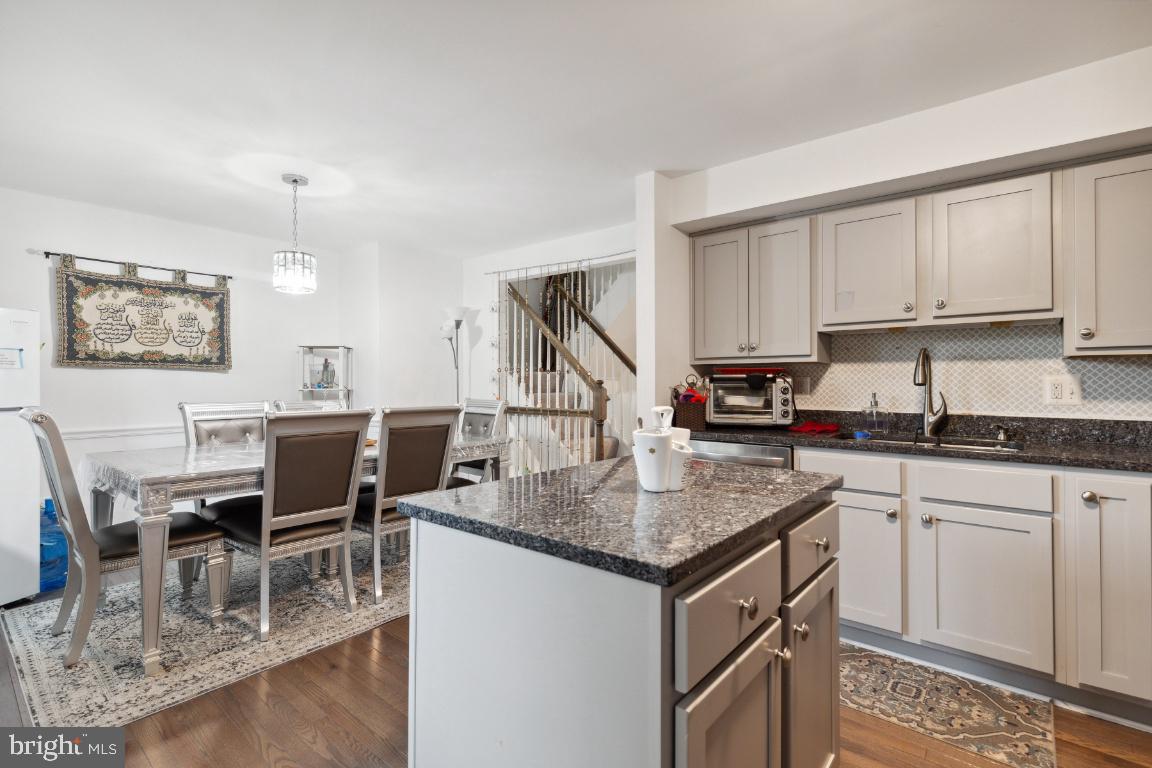 ROLLINGWOOD VILLAGE - Residential