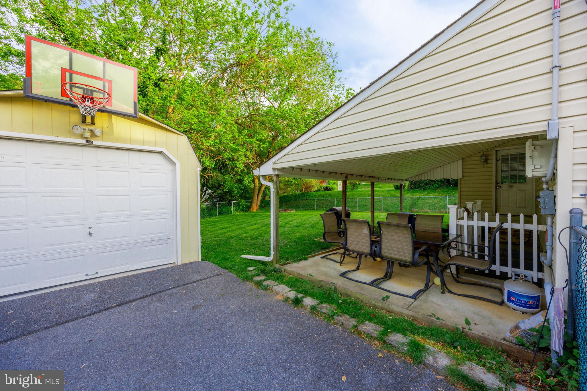 TOLLGATE - Residential