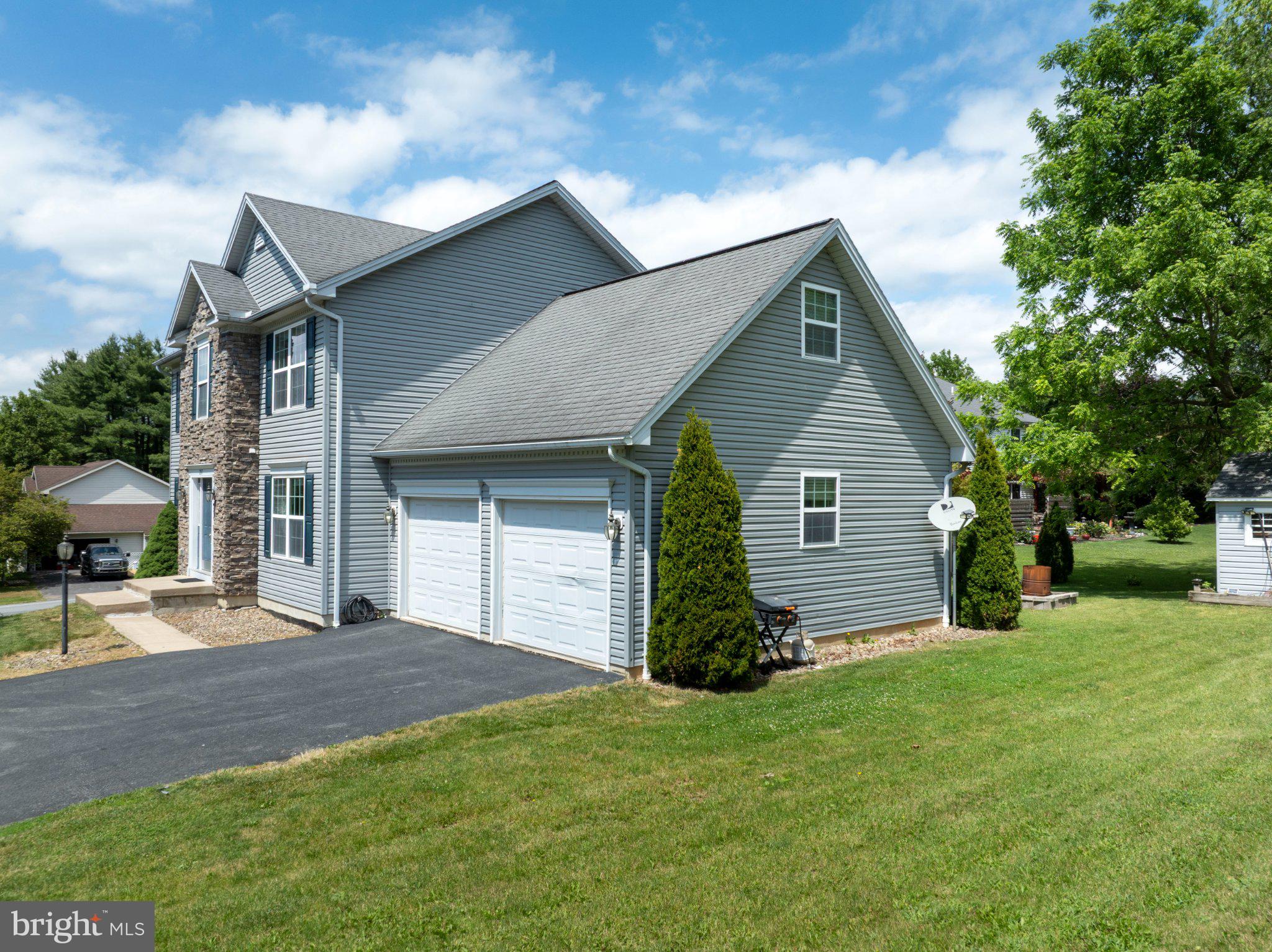 FOREST HEIGHTS - Residential