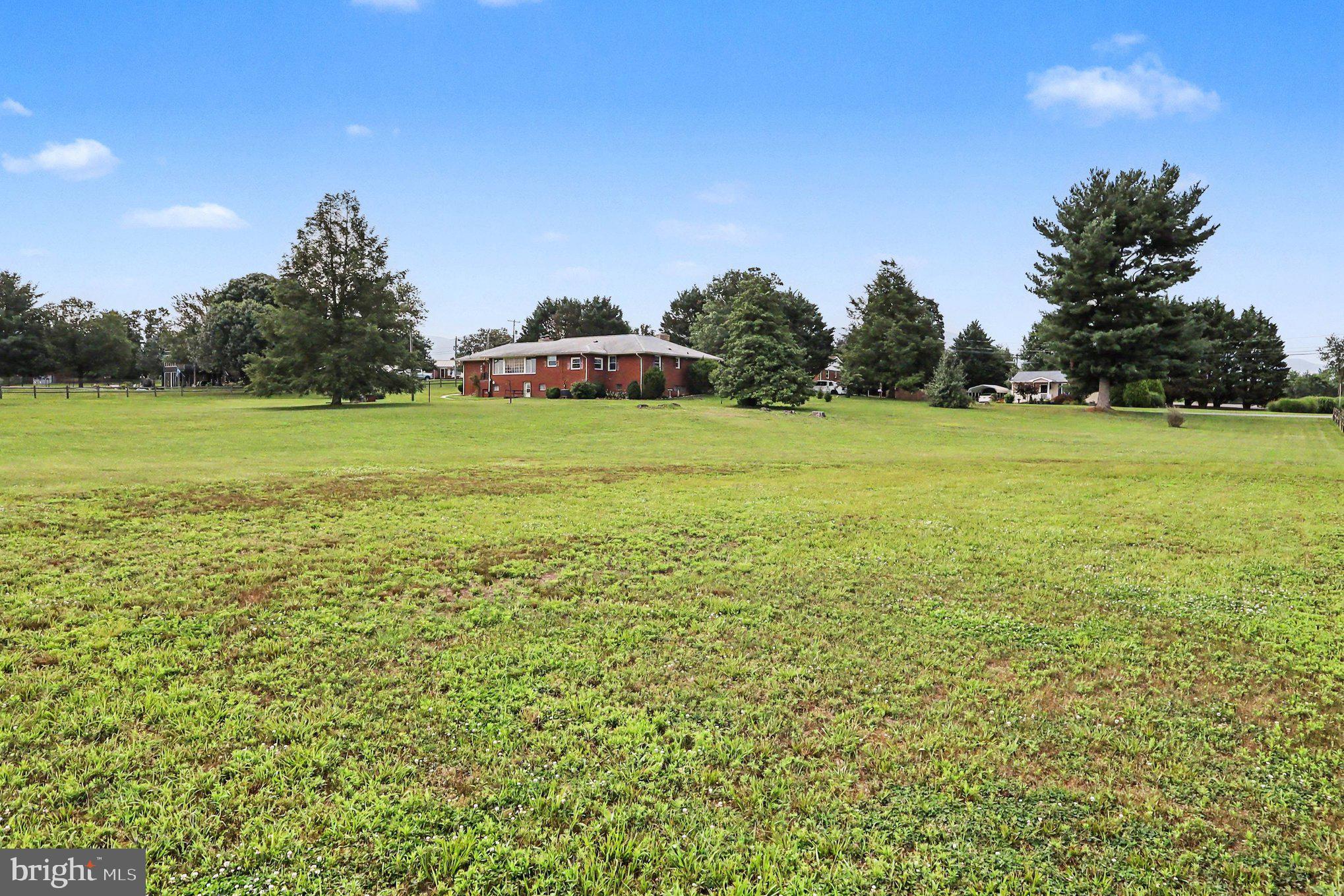 CEDAR KNOLL - Residential