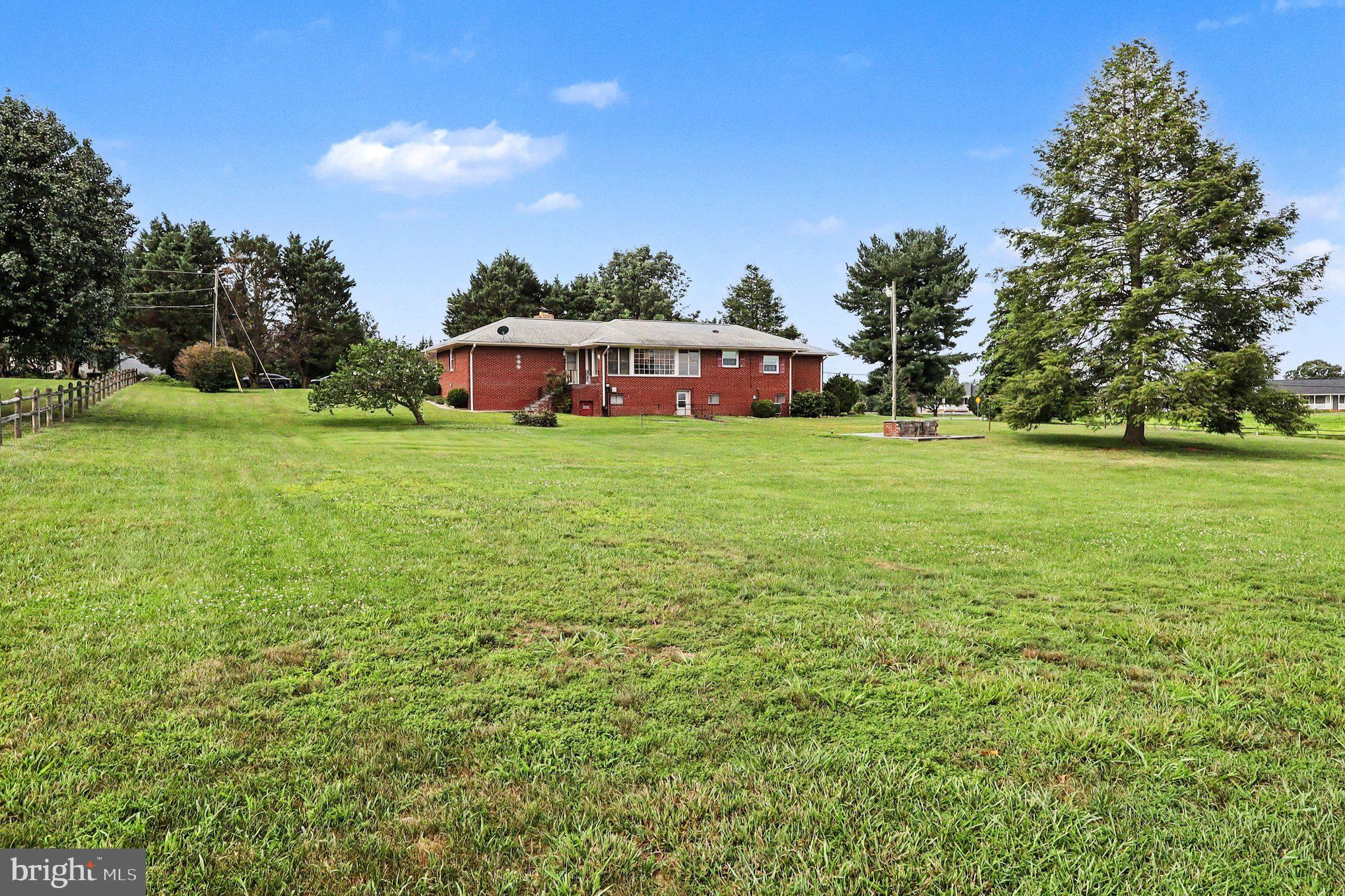 CEDAR KNOLL - Residential