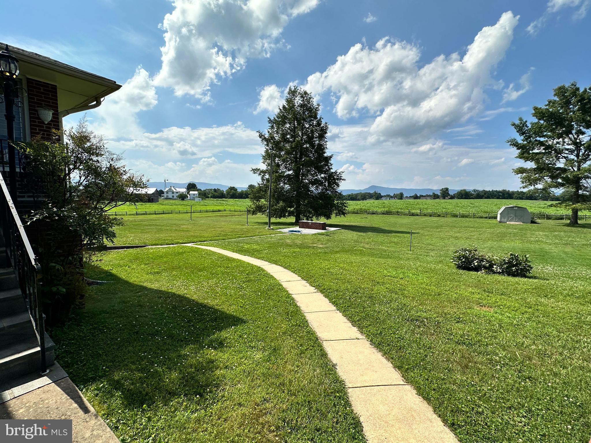 CEDAR KNOLL - Residential