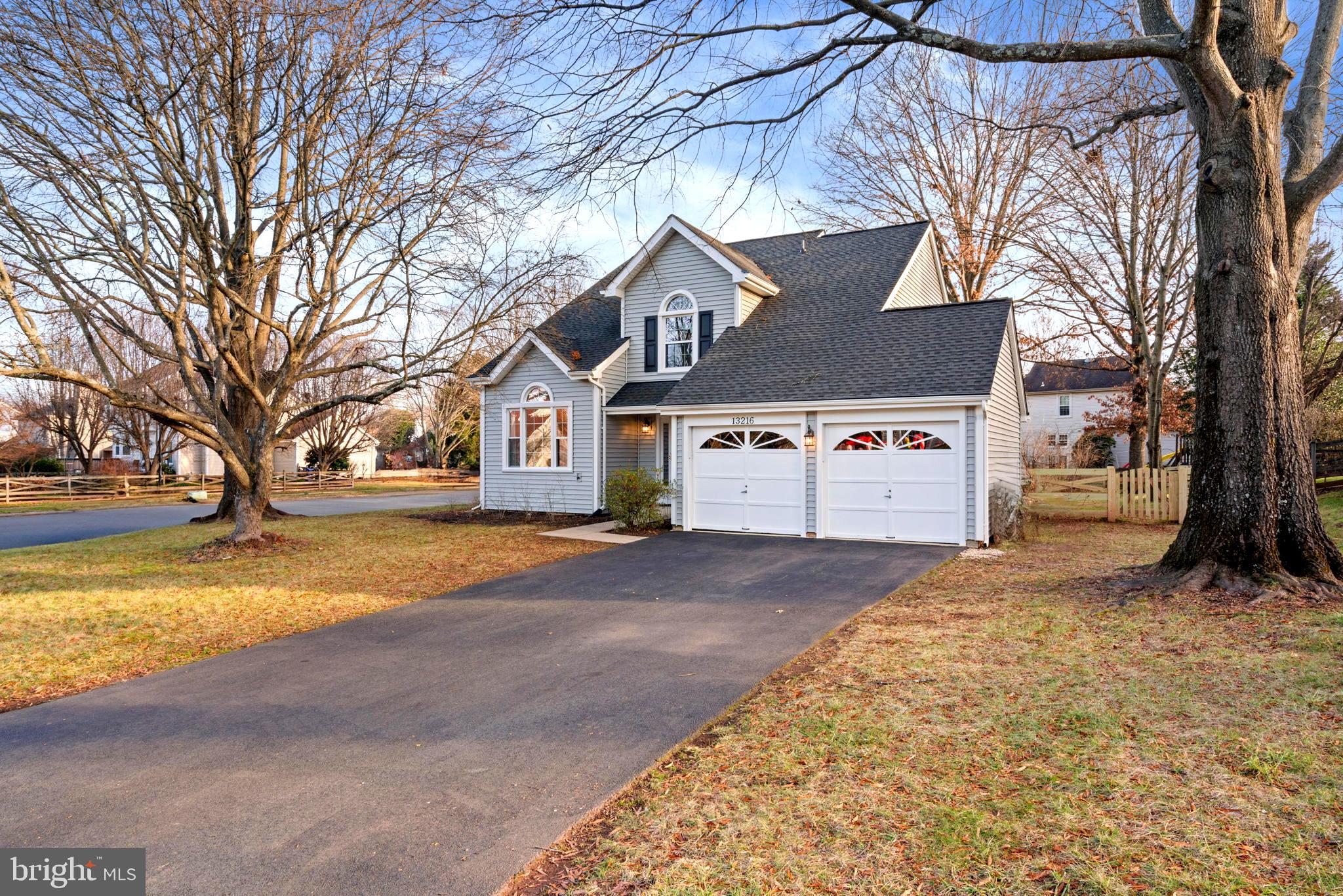 CHANTILLY HIGHLANDS - Residential