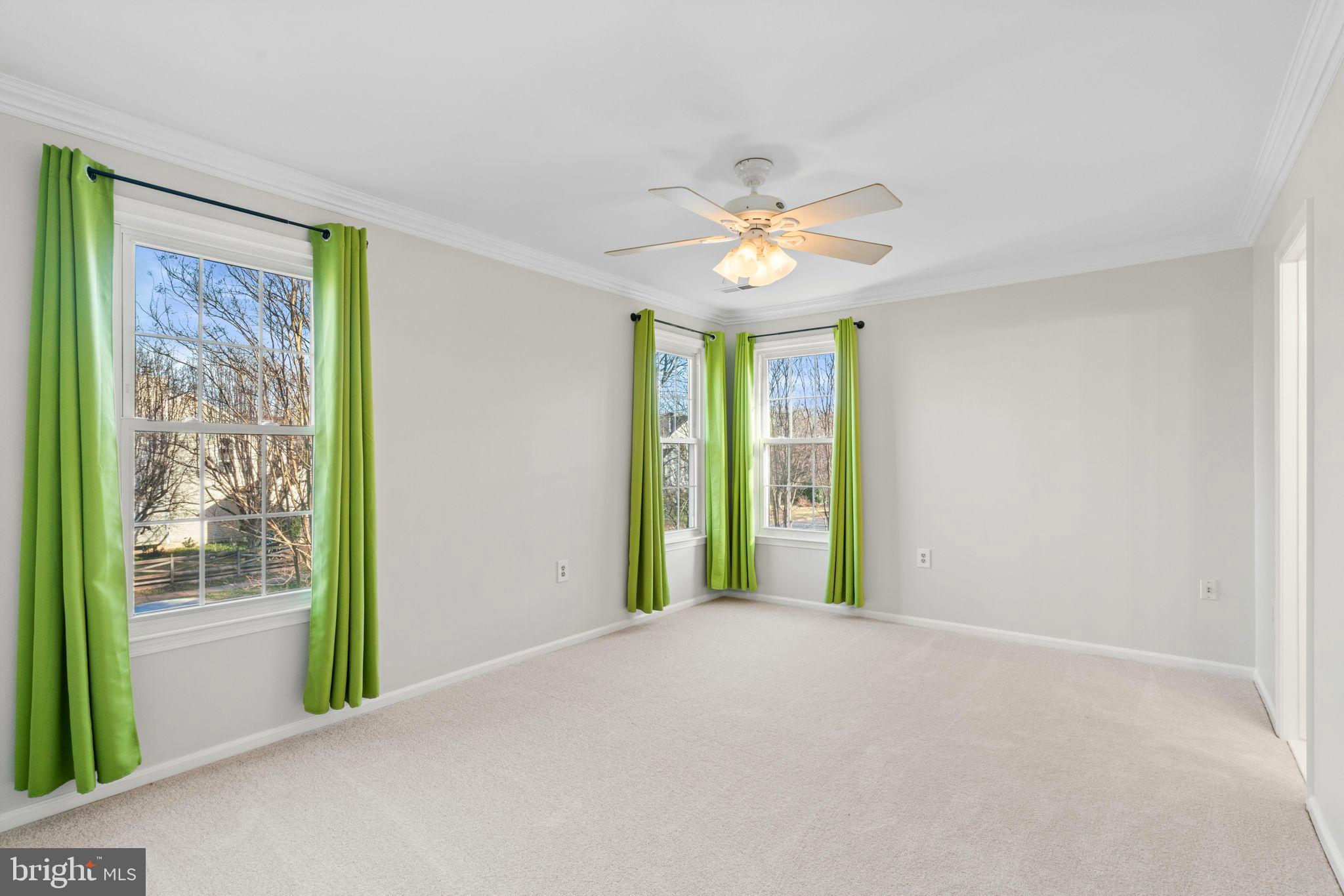 CHANTILLY HIGHLANDS - Residential