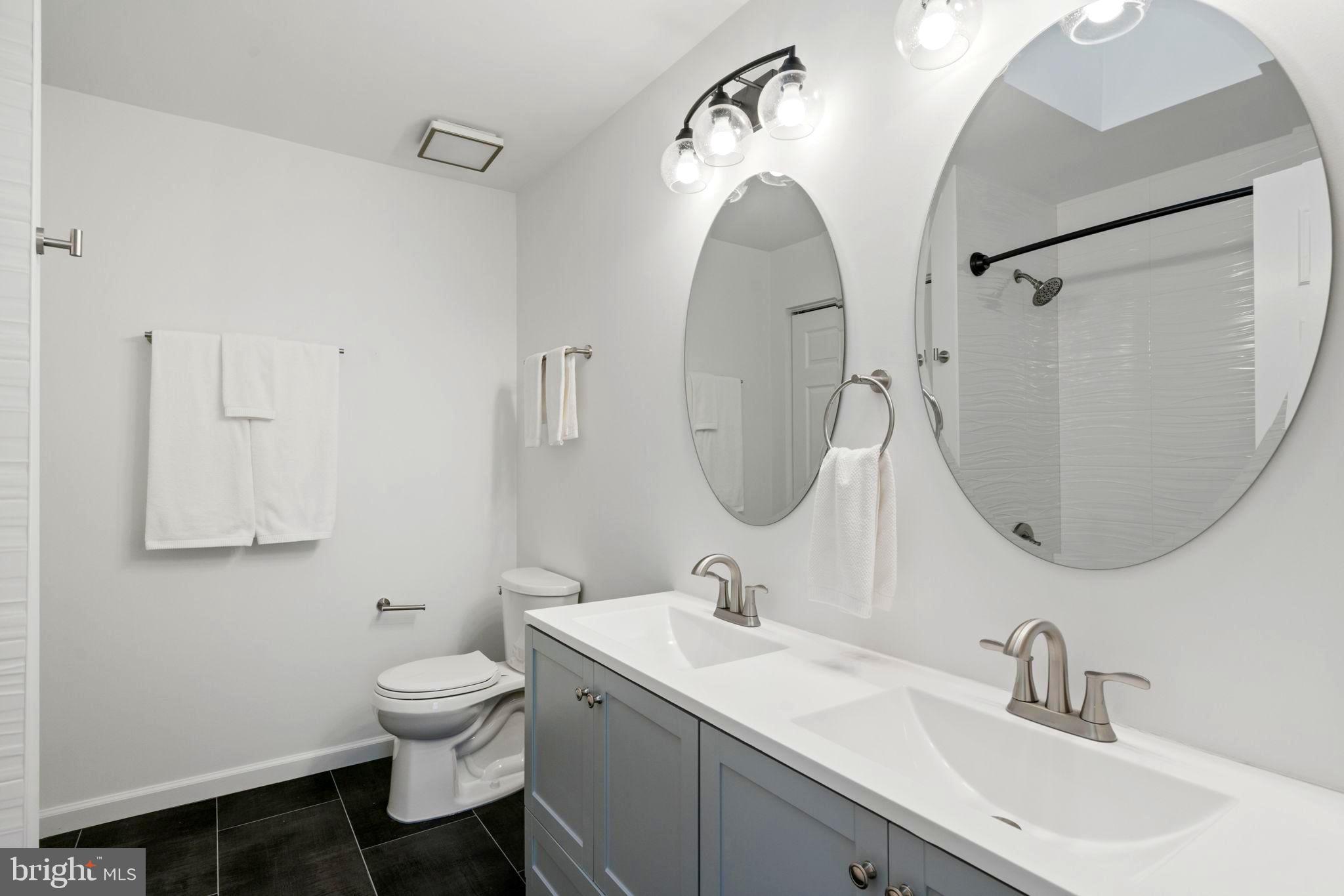 CHANTILLY HIGHLANDS - Residential