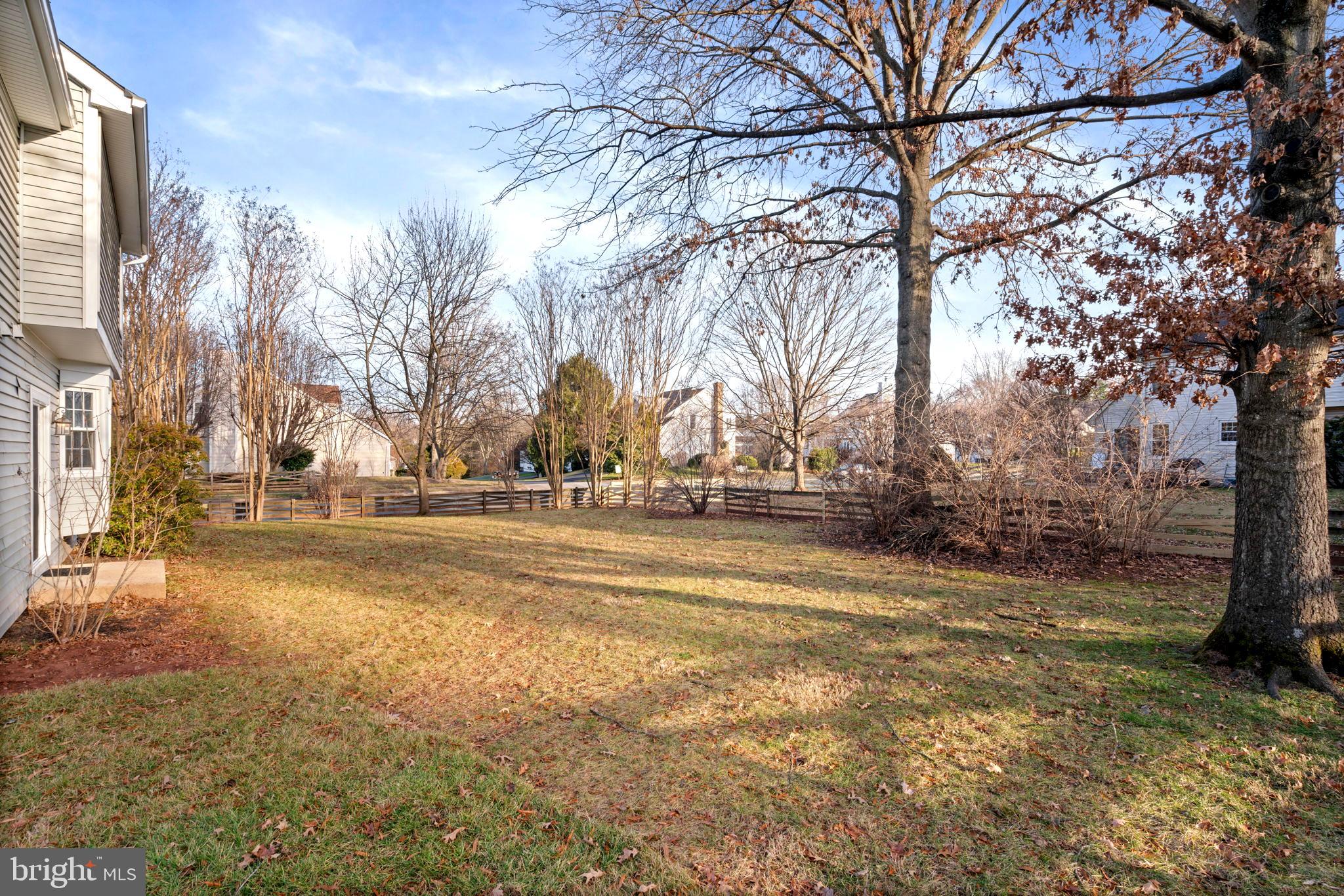 CHANTILLY HIGHLANDS - Residential