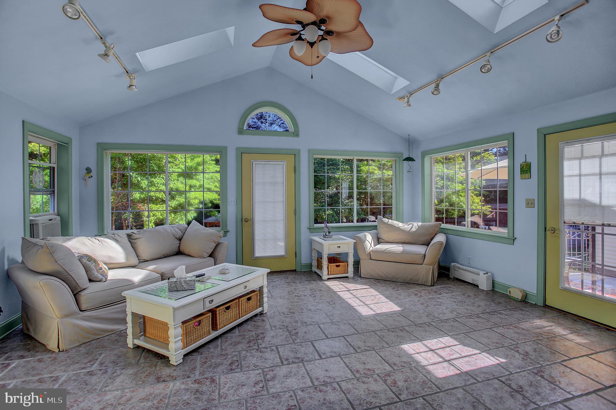 SOUTHWESTERN - Residential