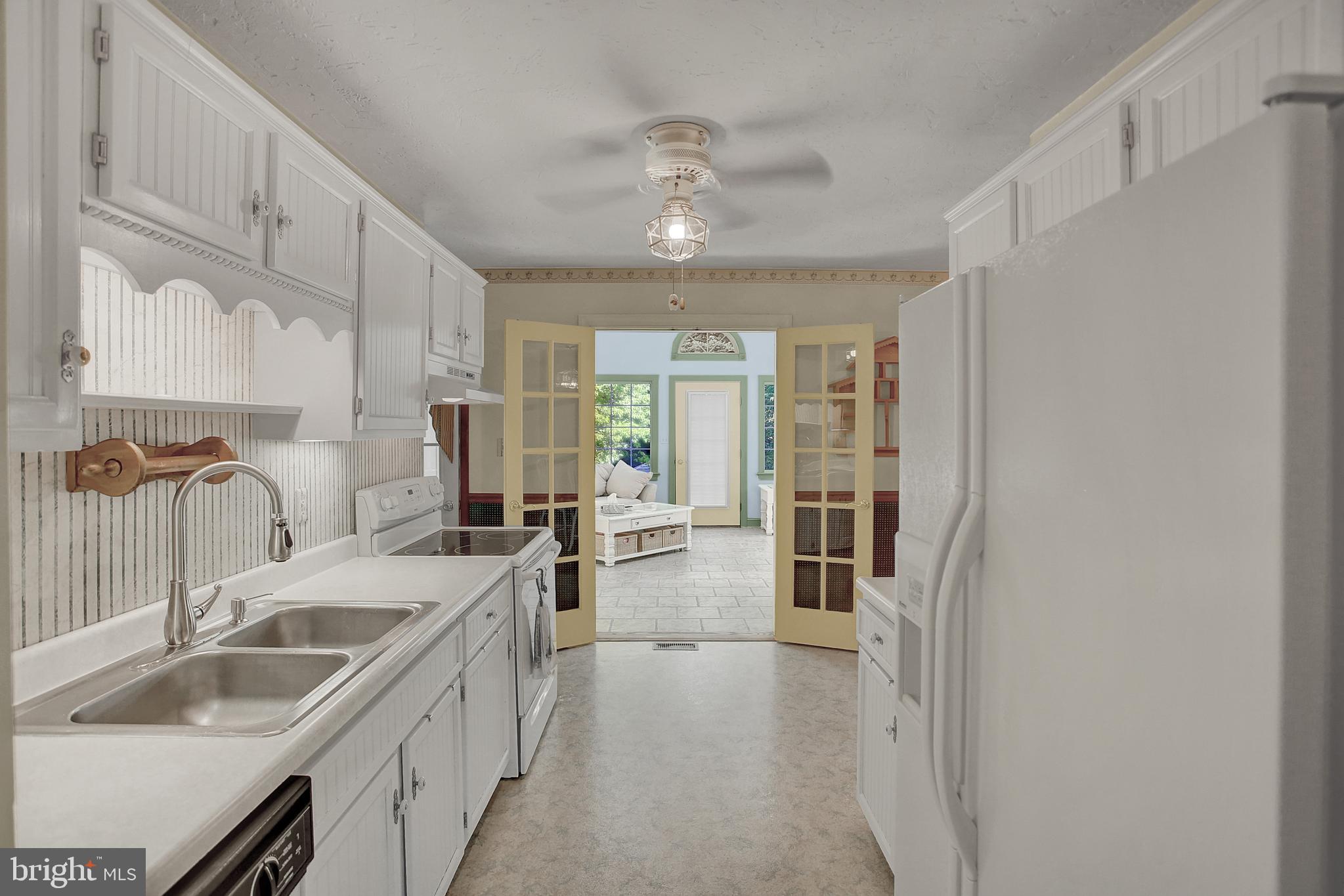 SOUTHWESTERN - Residential